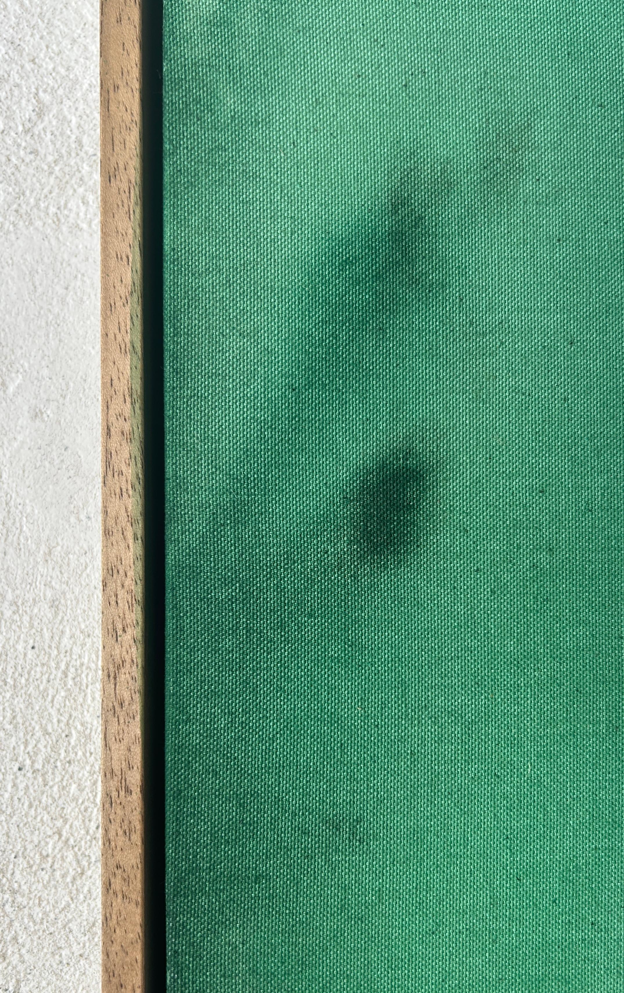 Contemporary Minimalist Green Abstract Painting on Canvas by Tete Alurralde 2025 im Angebot 2