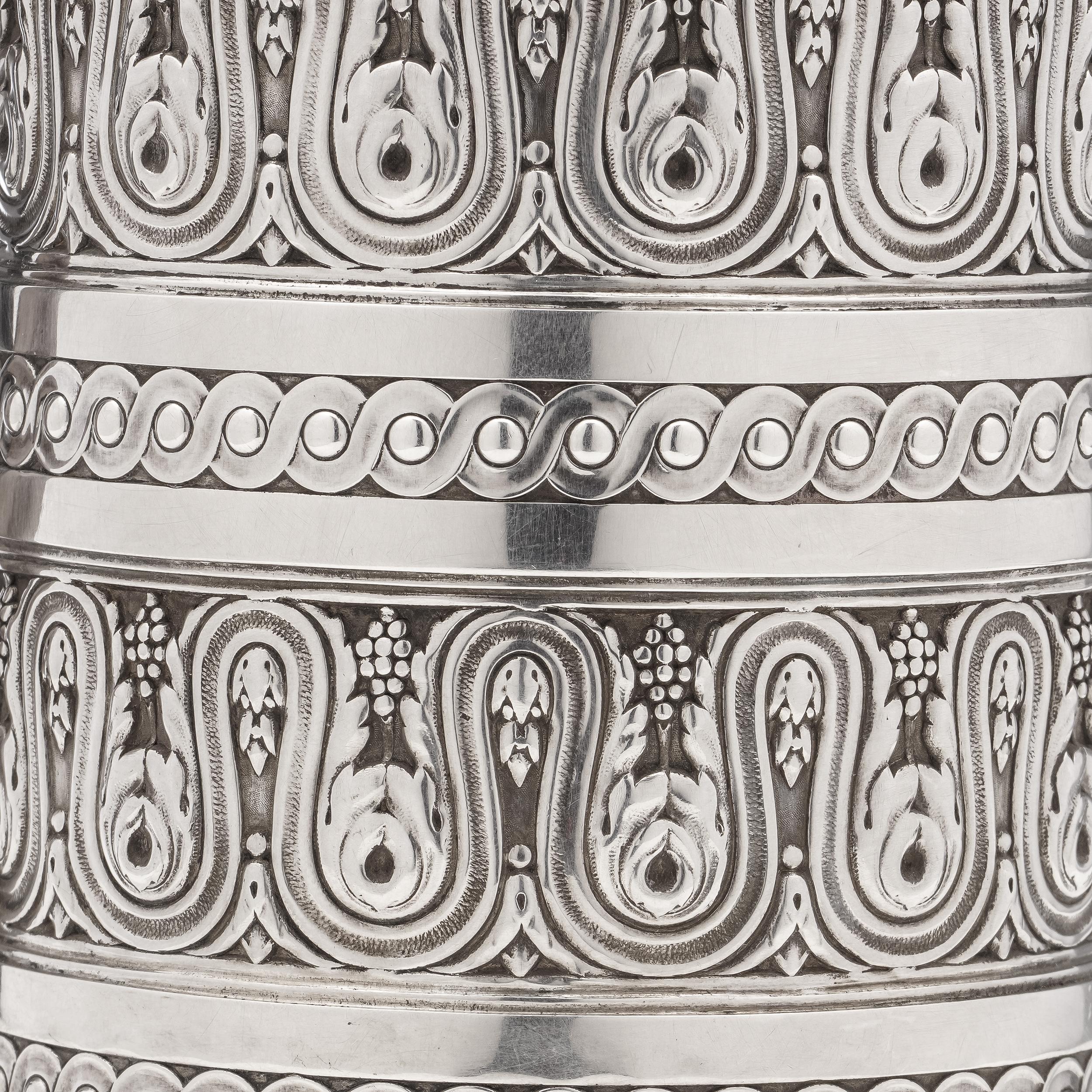 Tétard Frères Antique 800. French Silver Tankard For Sale 4