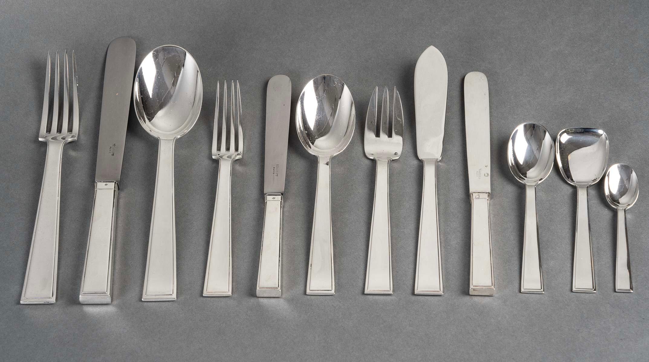 French Tetard Freres, Cutlery Flatware Set Art Deco Sterling Silver in Case 154 Pieces