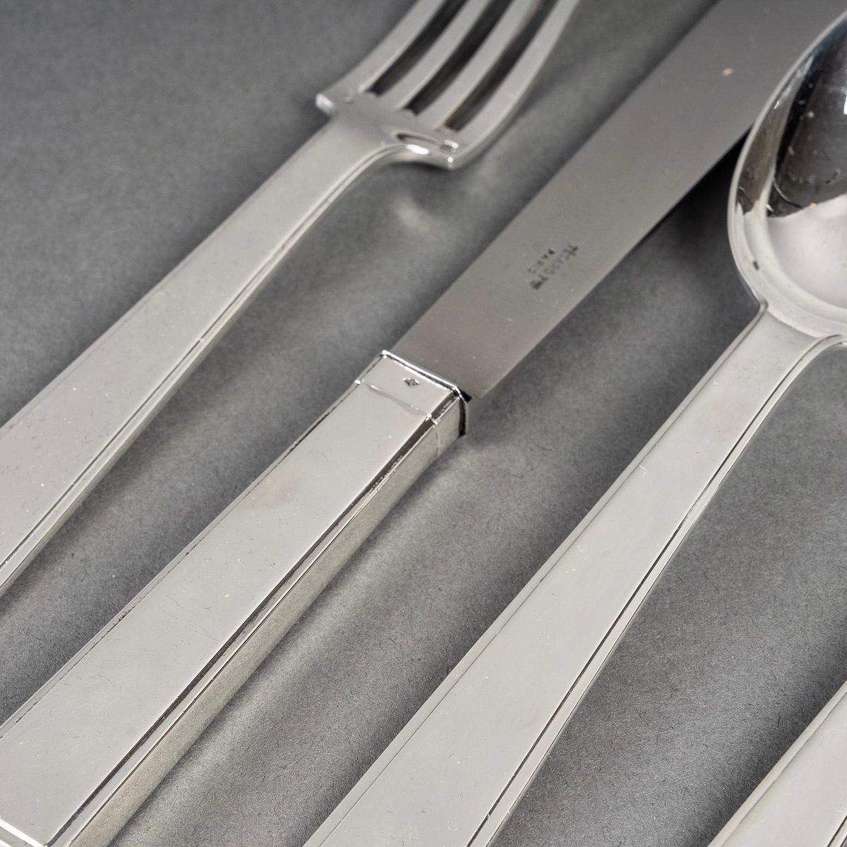 Tetard Freres, Cutlery Flatware Set Art Deco Sterling Silver in Case 154 Pieces In Good Condition In Boulogne Billancourt, FR