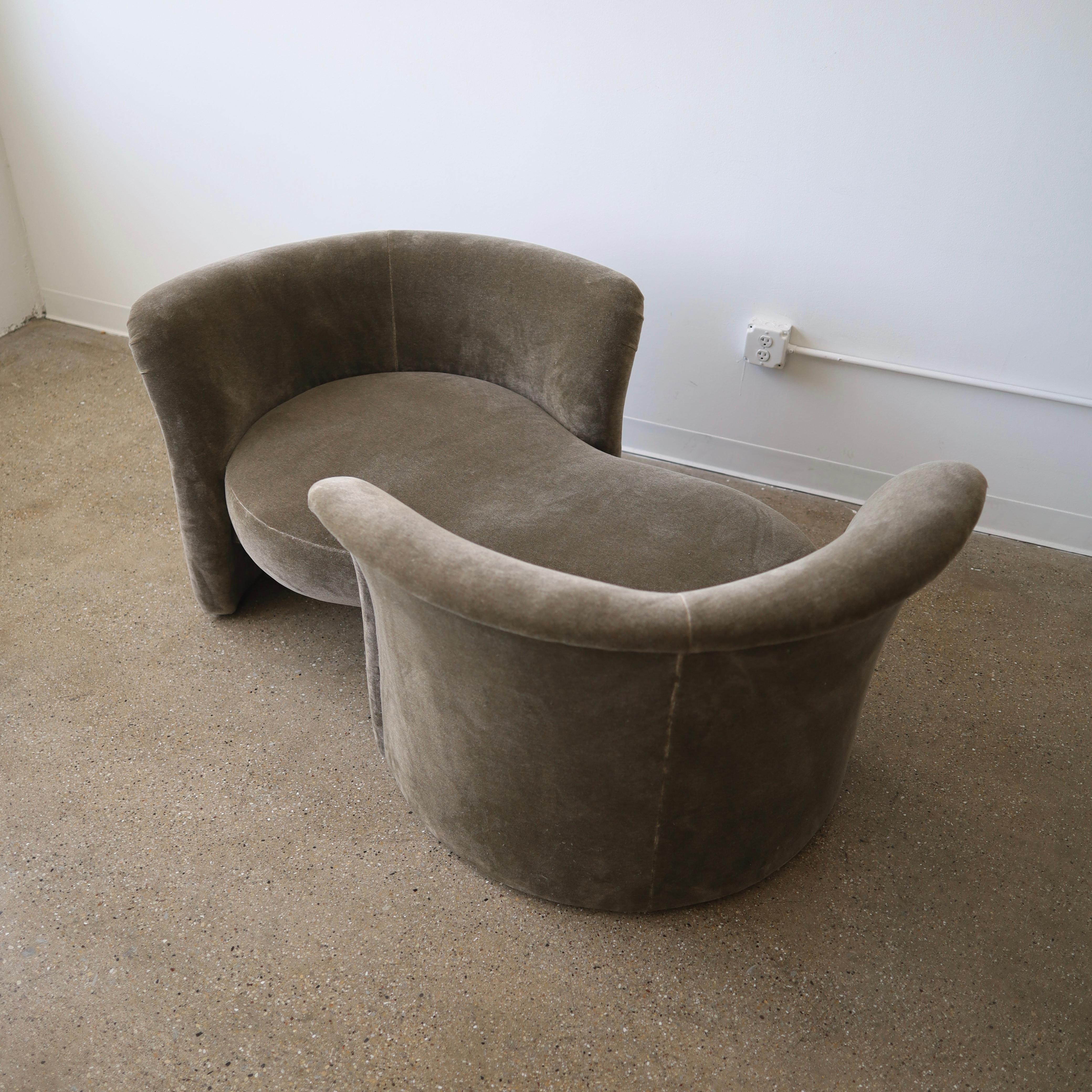 Late 20th Century Tête-à-tête by Ransom Culler for Thayer Coggin For Sale
