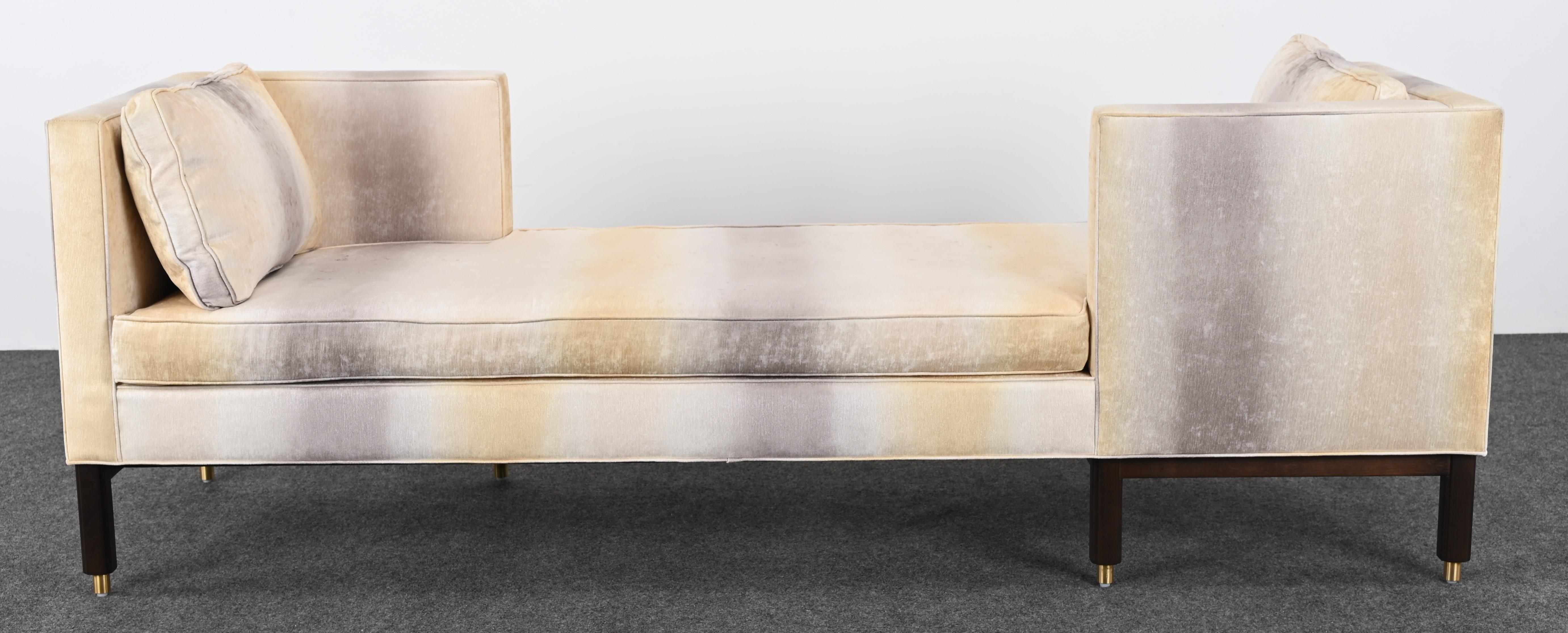Tete-a-Tete Sofa by Dunbar, 20th Century 10