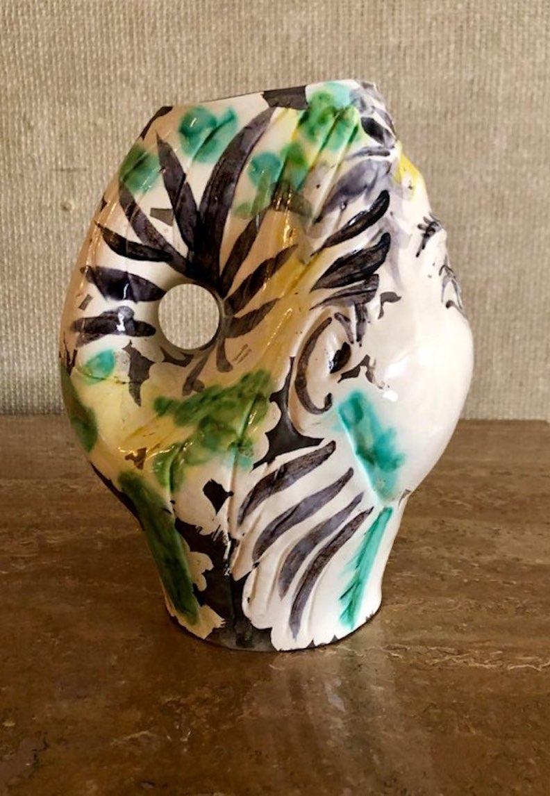 Brocca in ceramica Tete de Femme Couronnee de Fleurs (A.R. 237) Picasso Madoura In condizioni ottime in vendita a New York, US