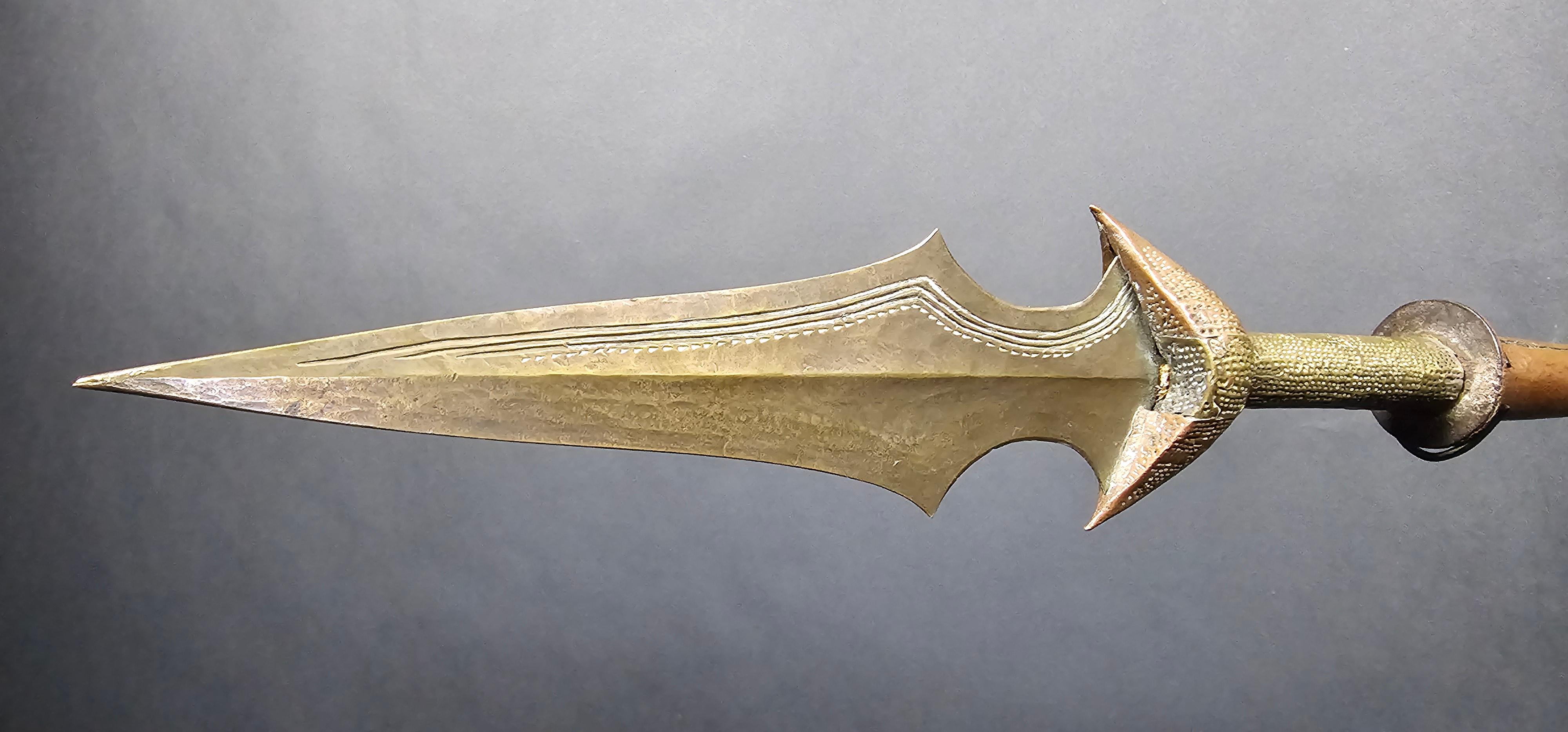Couteau de cérémonie Tetela Bon état - En vente à Glasgow, GB