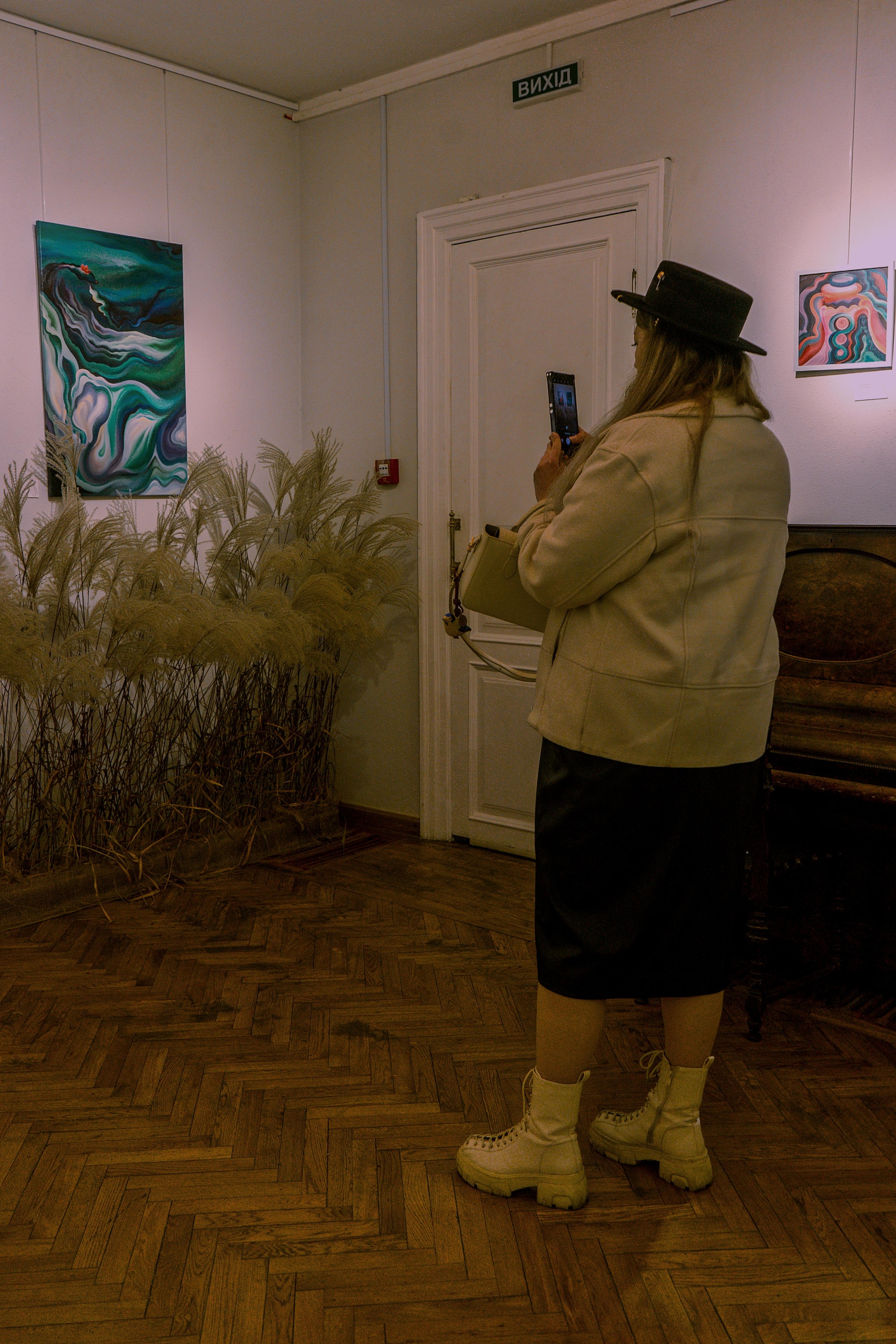 Einsamkeit im Angebot 14