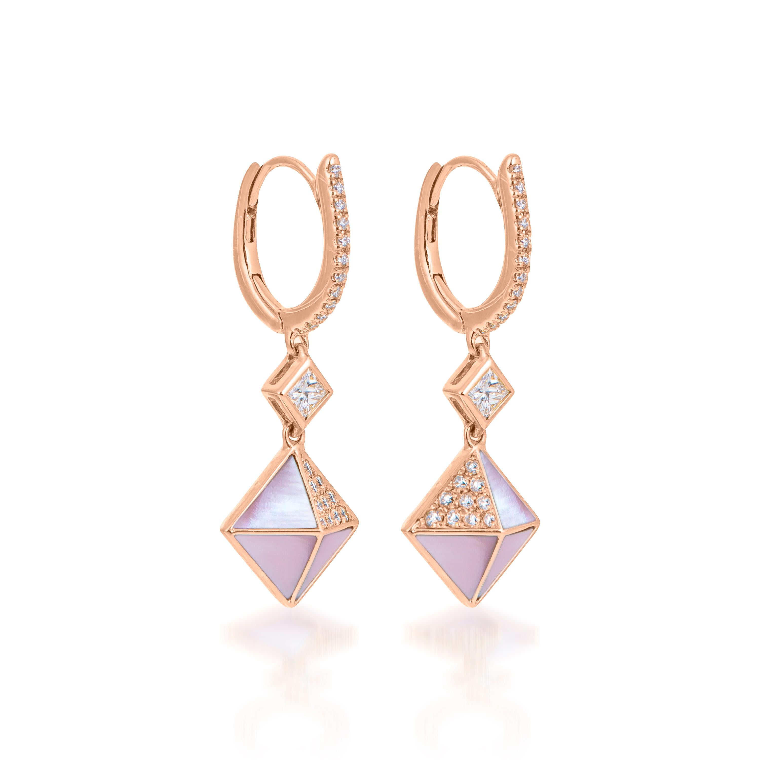 Through graphic, contemporary lines, Butani’s Tetra collection celebrates the beauty of symmetry while reimagining classic motifs of the past. 

Exuding refined elegance, the Tetra Apex Earrings are formed in velvety 18k rose gold, each set with