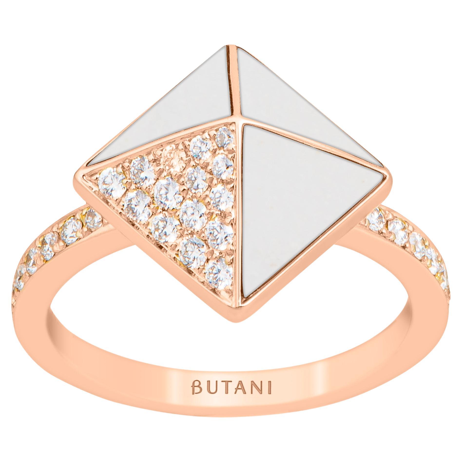 Tetra Apex Ring with White Agate and Diamonds in 18k Rose Gold