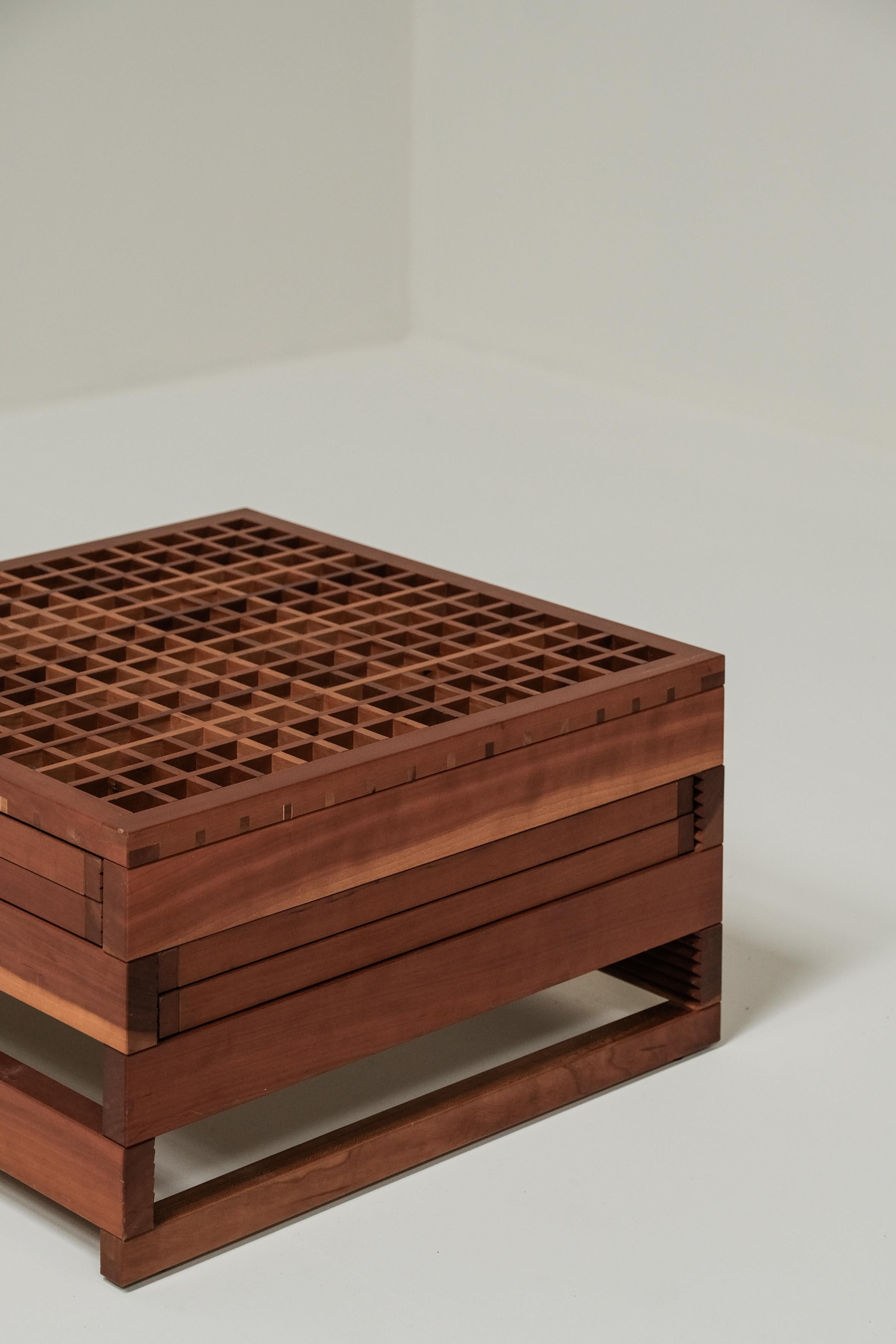 'Tetra' coffee table designed by Bernard Vuarnesson for Bellato 4