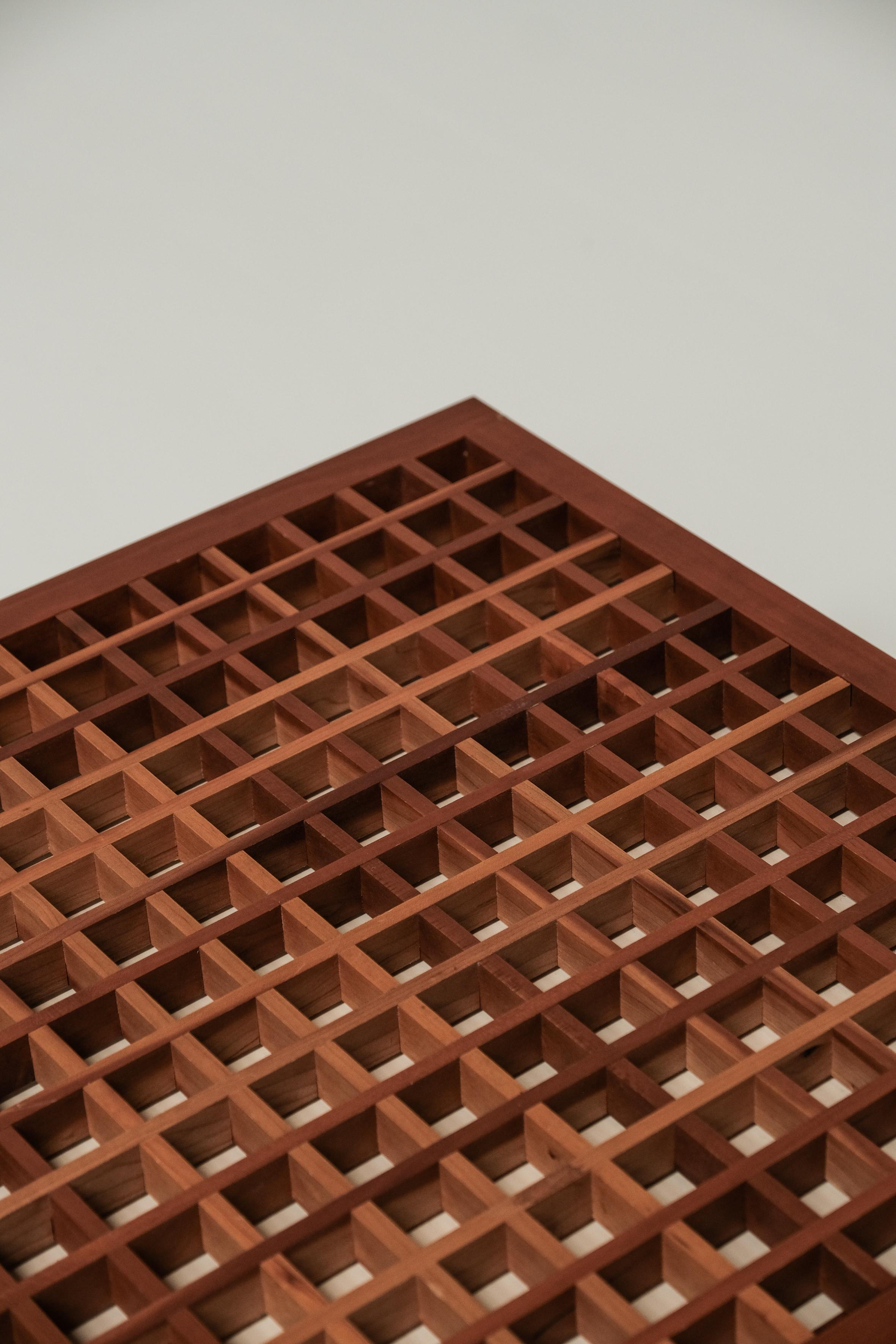 'Tetra' coffee table designed by Bernard Vuarnesson for Bellato 5