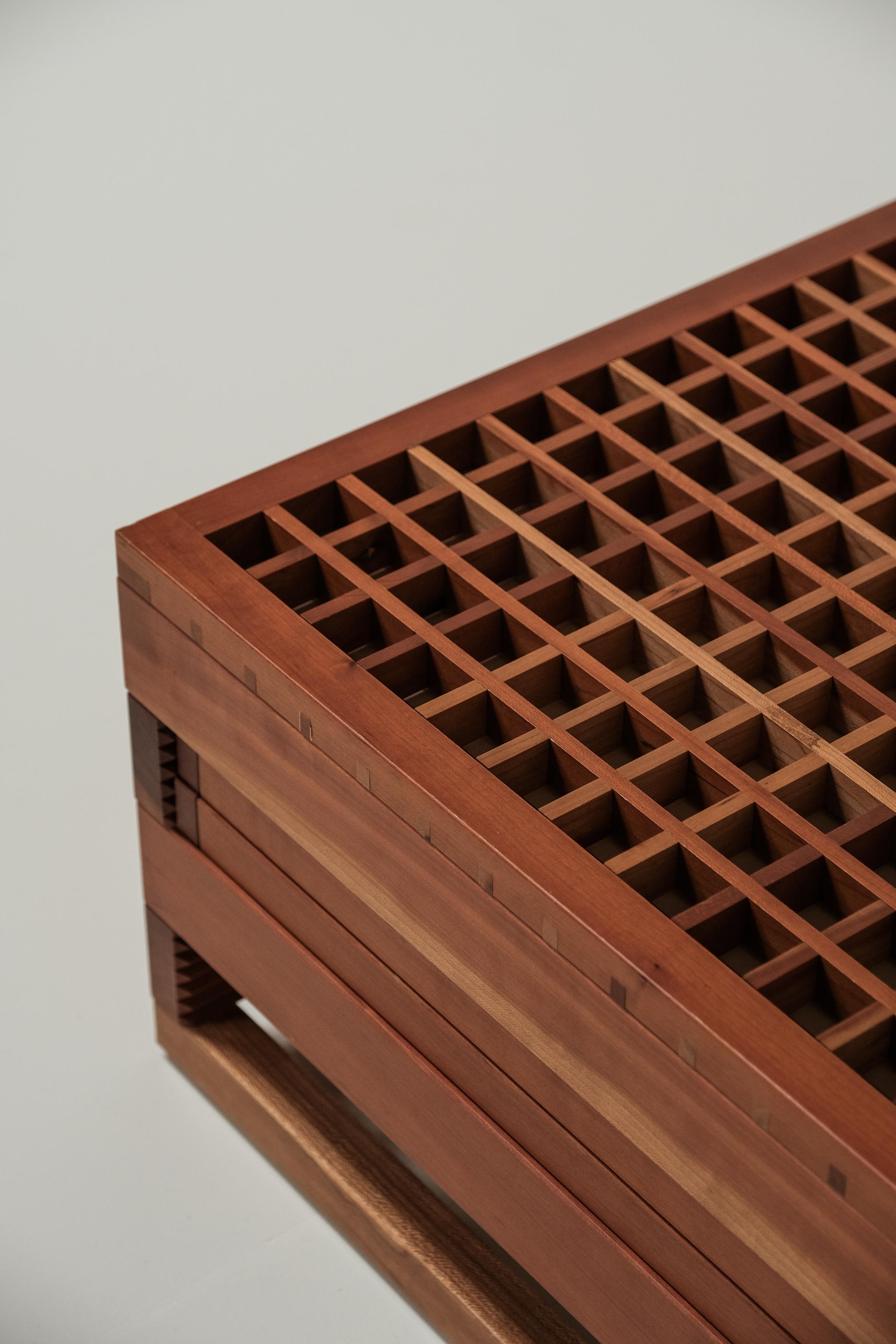 'Tetra' coffee table designed by Bernard Vuarnesson for Bellato 6