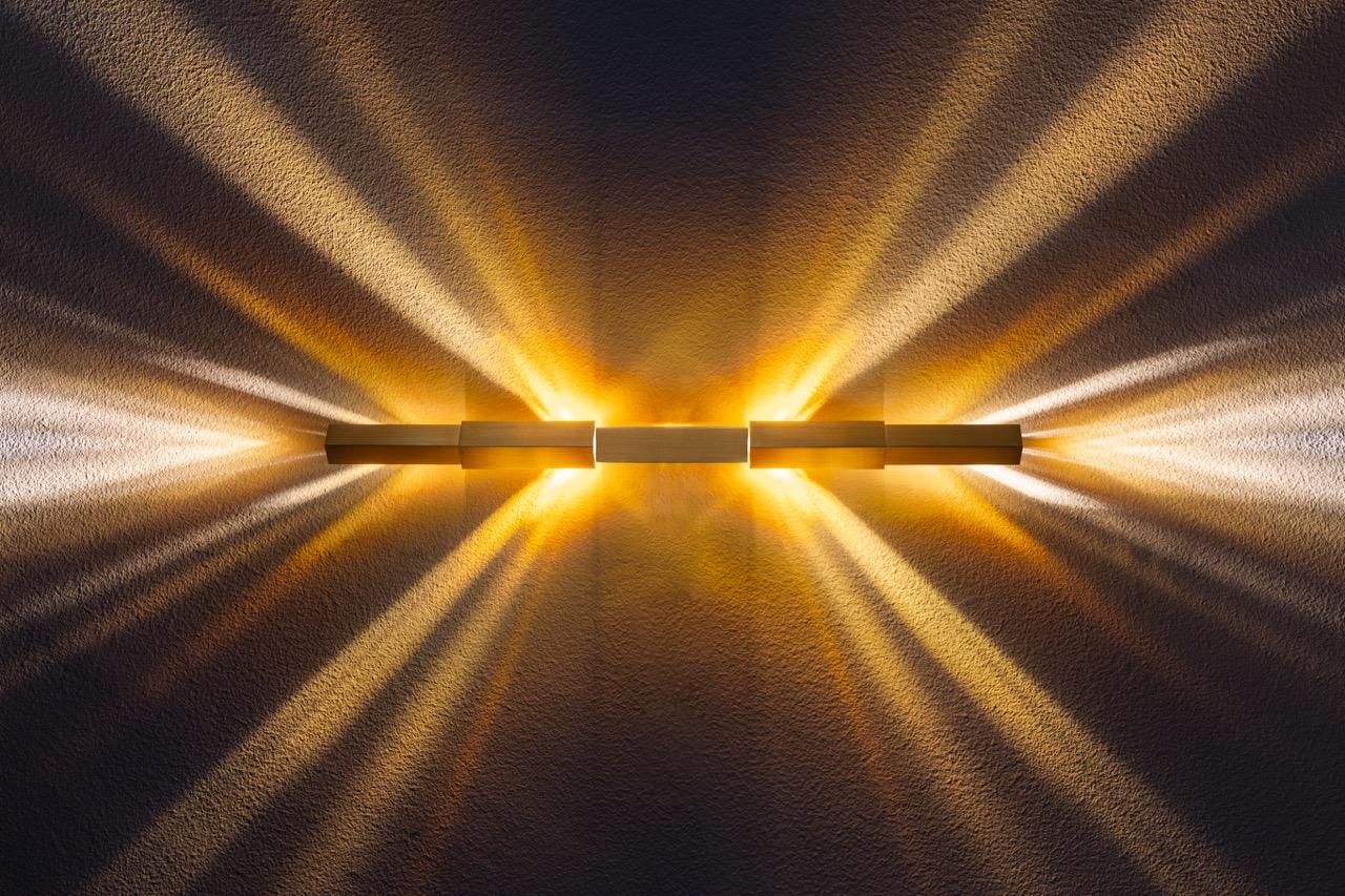 Modern Tetra Horizon - Solid brass wall light, handmade by Diaphan Studio For Sale
