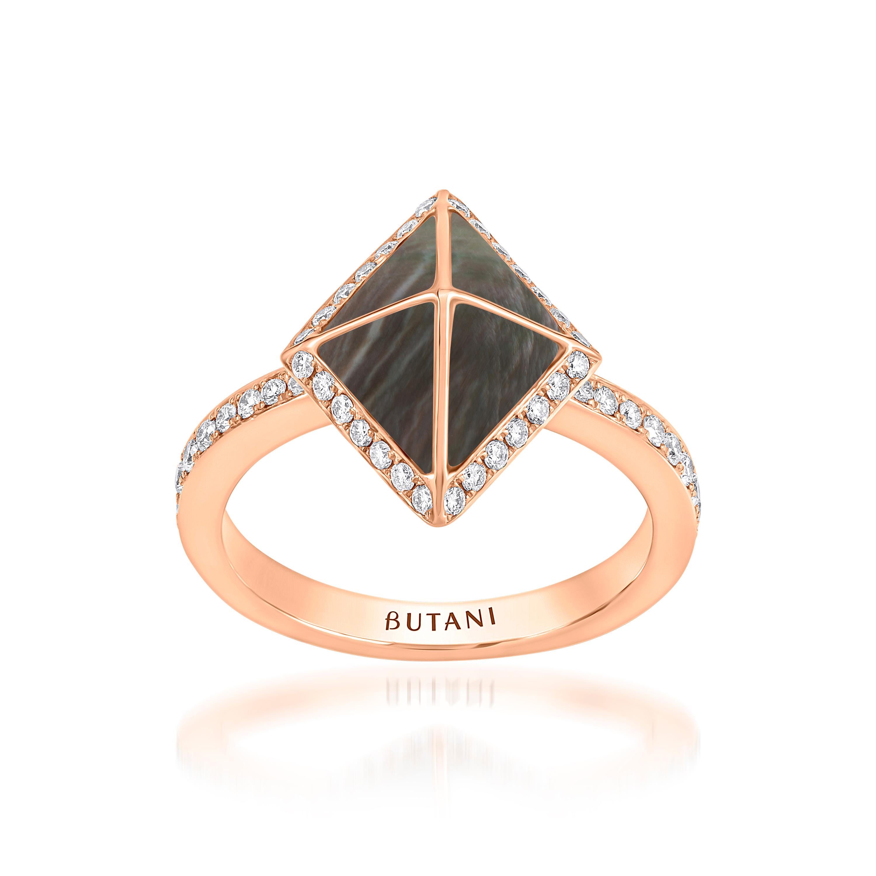 Through graphic, contemporary lines, Butani’s Tetra collection celebrates the beauty of symmetry while reimagining classic motifs of the past. 

Powerful and elegant, the Tetra Zenith Ring draws eyes and forms a striking focal point on the finger. A