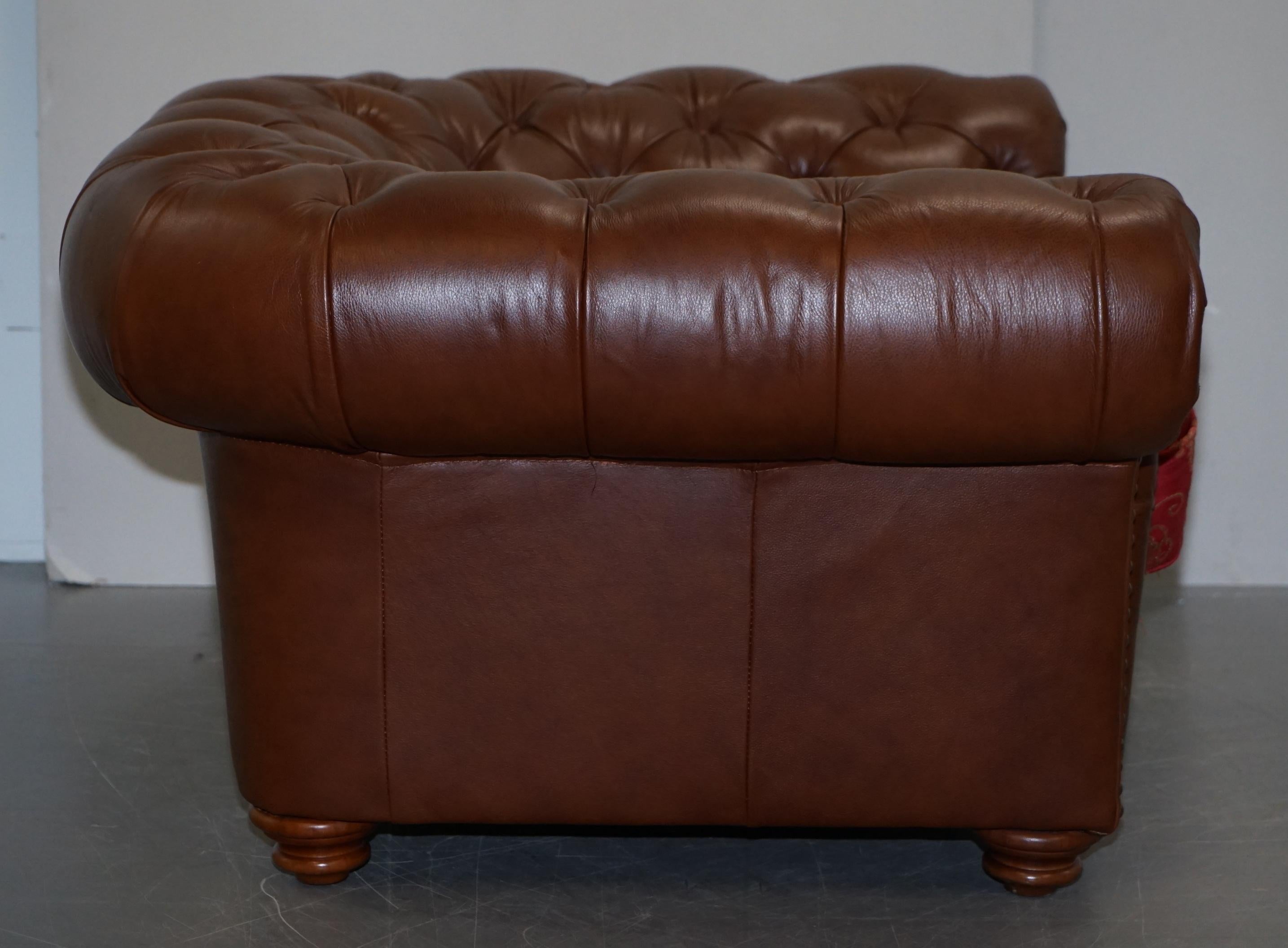 Tetrad Made in England Brown Leather Chesterfield Armchair Part of Full Suite For Sale 2
