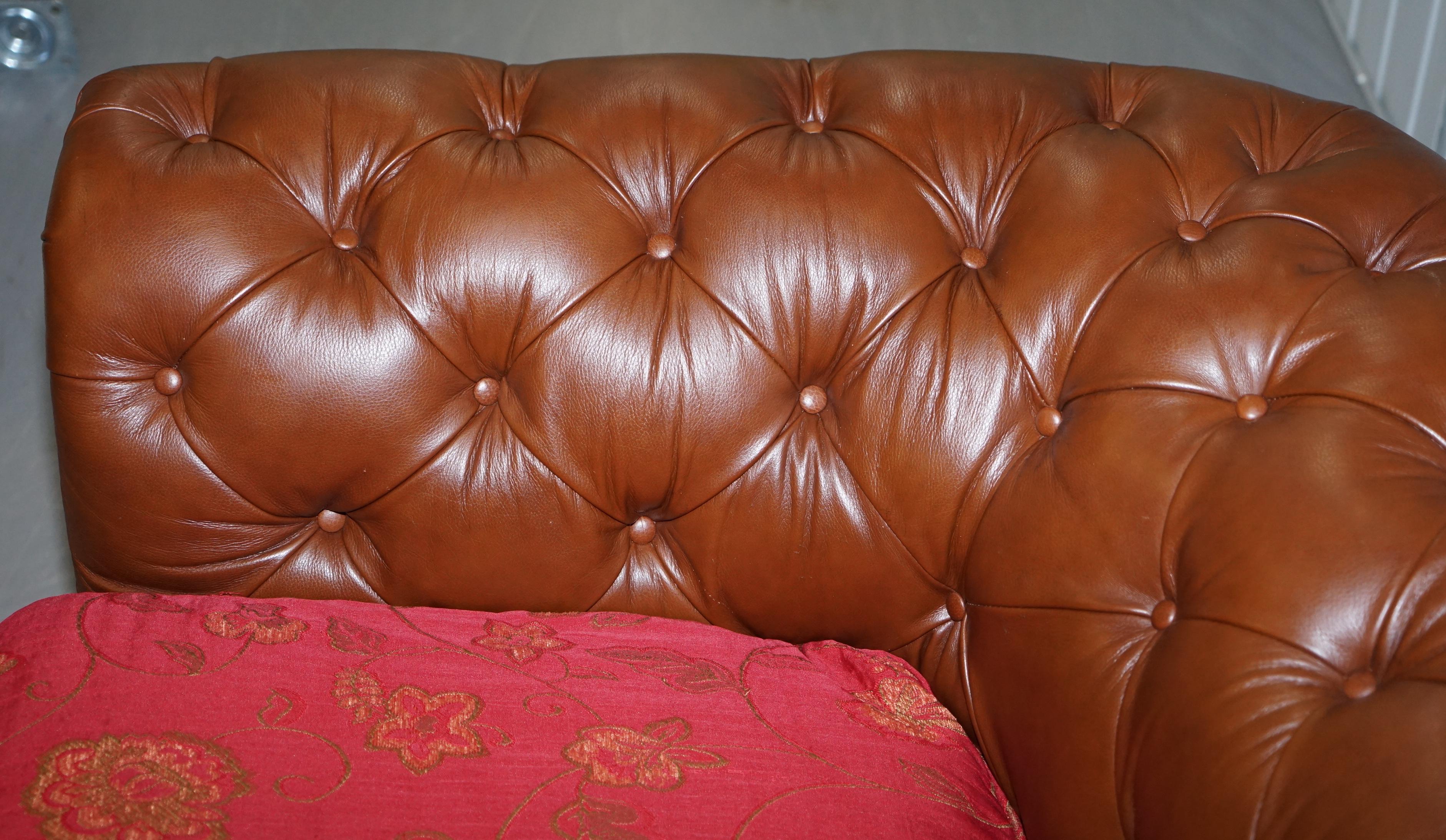 Hand-Crafted Tetrad Made in England Brown Leather Chesterfield Armchair Part of Full Suite For Sale