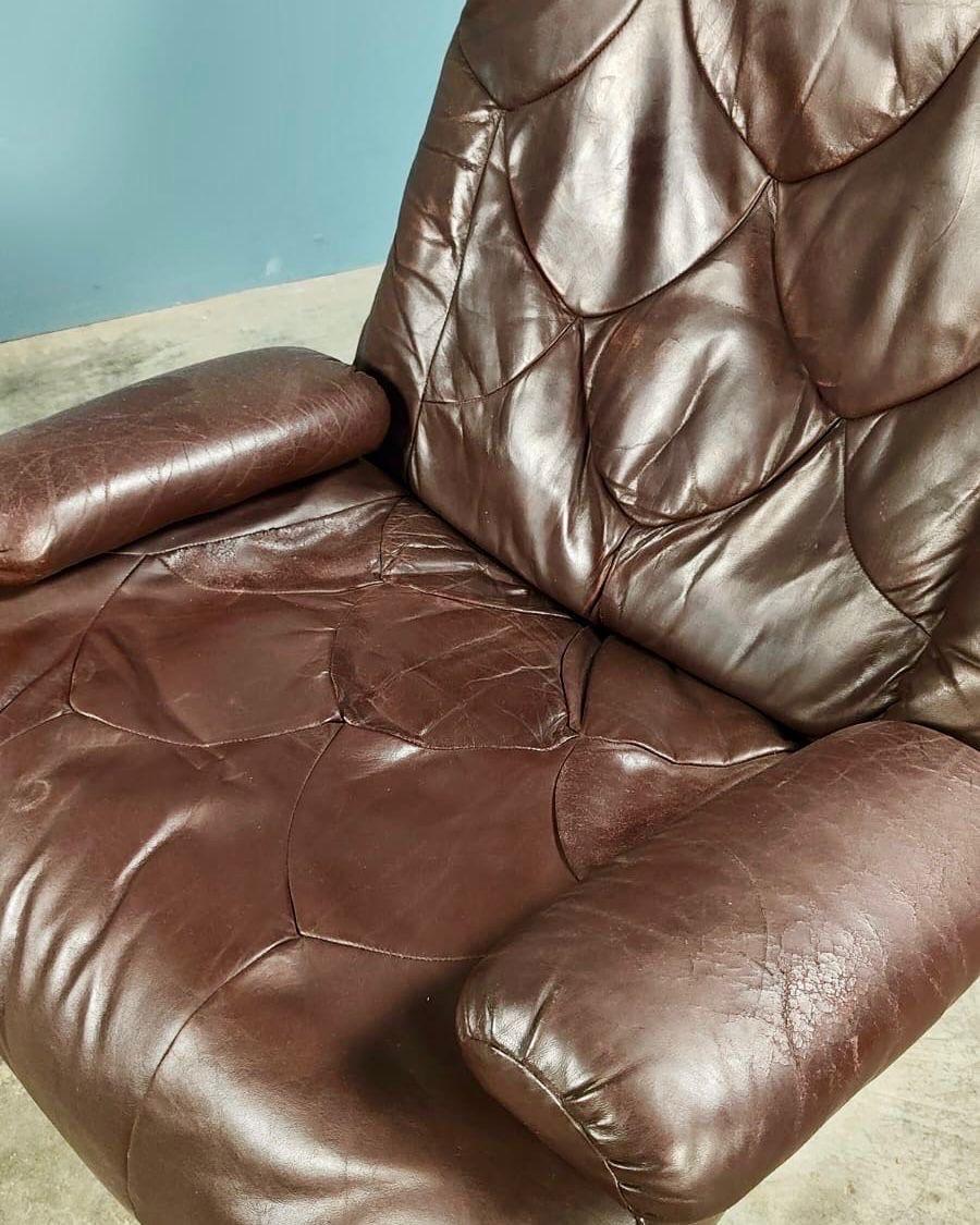 Late 20th Century Tetrad Nucleus Brown Armchair Leather Chairs Sofa Mid Century Vintage Retro MCM For Sale