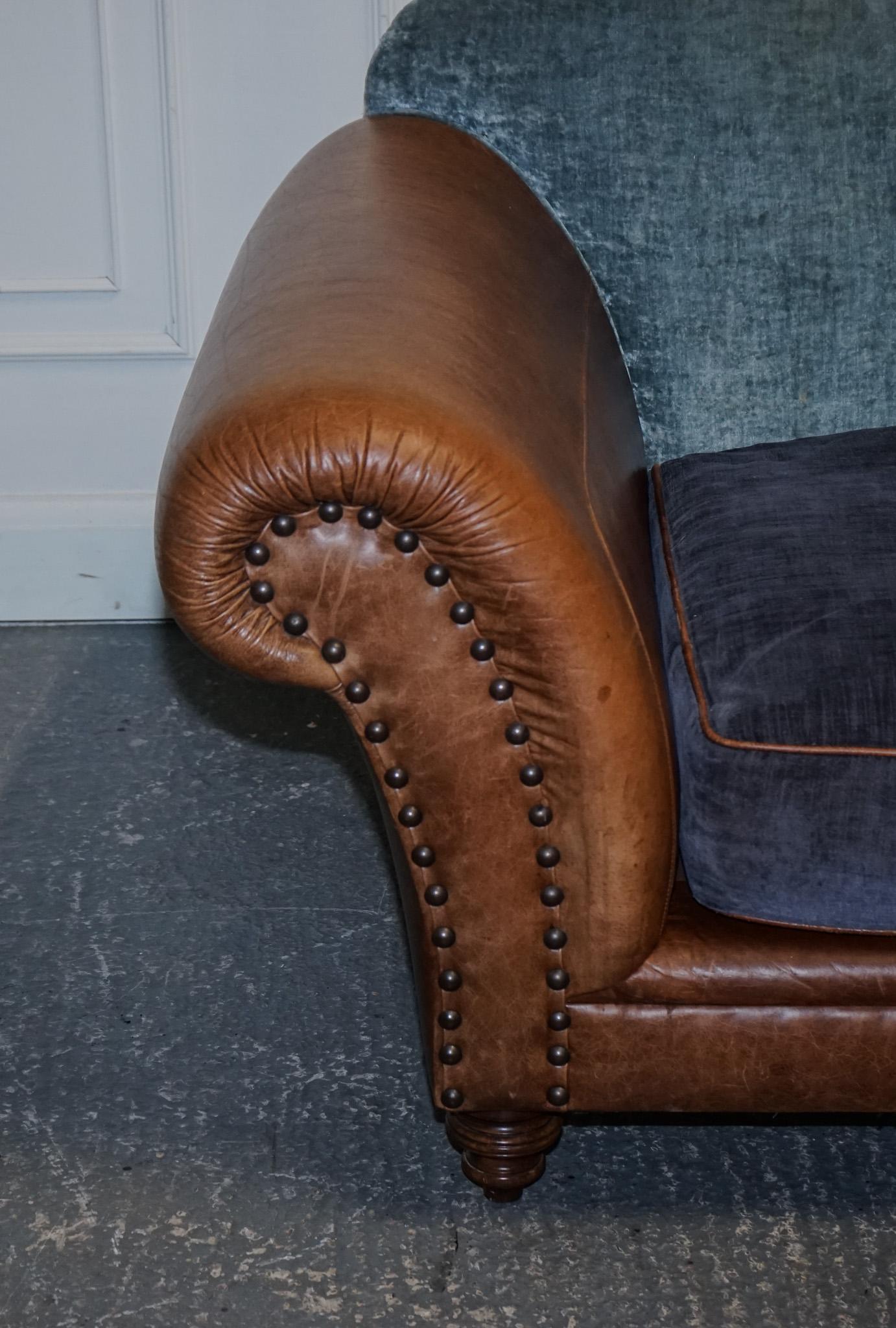 20th Century TETRAD WESTWOOD LEATHER & FABRIC THREE TO FOUR SEATER SOFA WITH SCATTER CUSHiONS