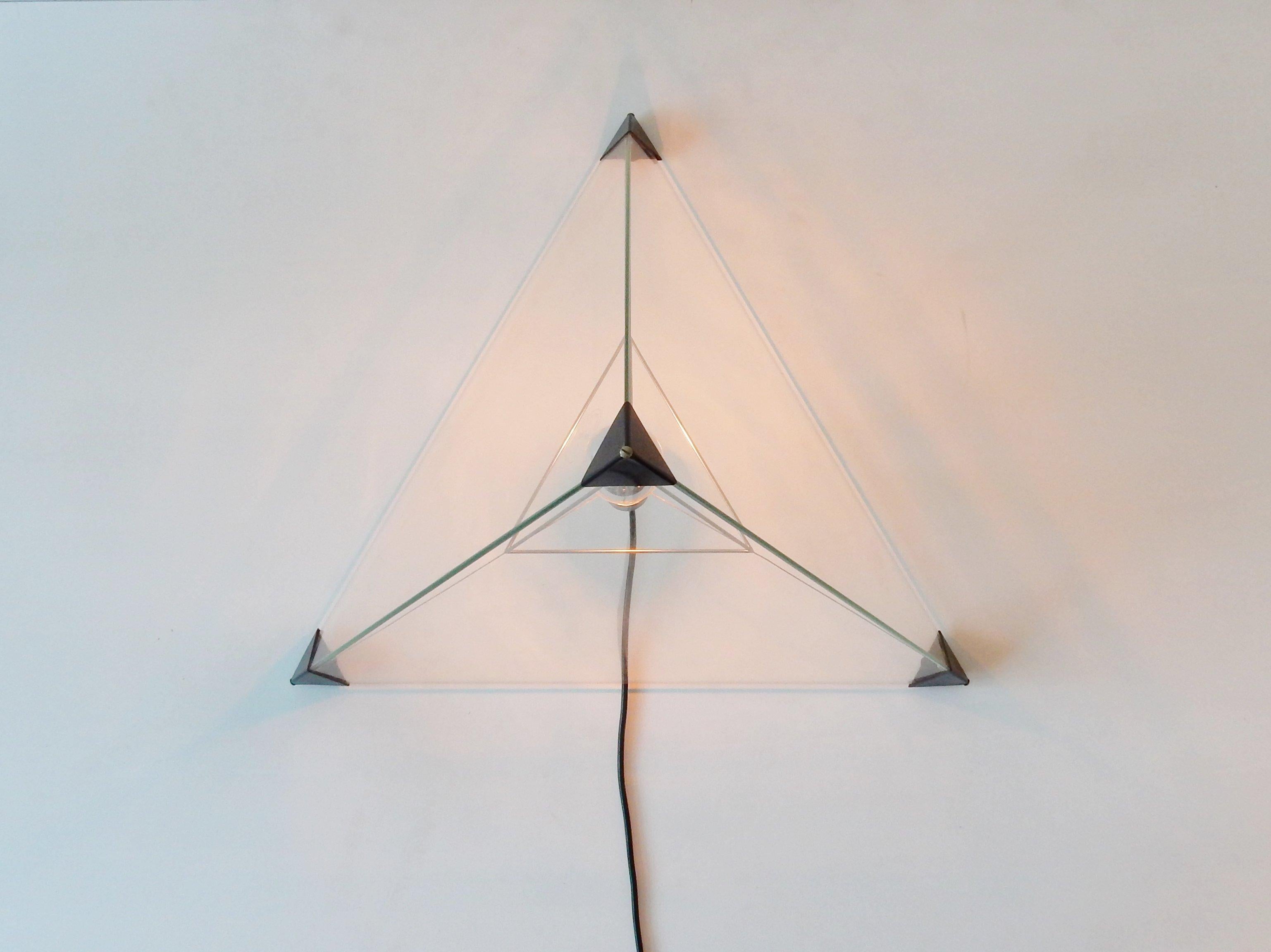 Late 20th Century 'Tetrahedron' Table or Floor Lamp, Dutch Design, 1970s For Sale