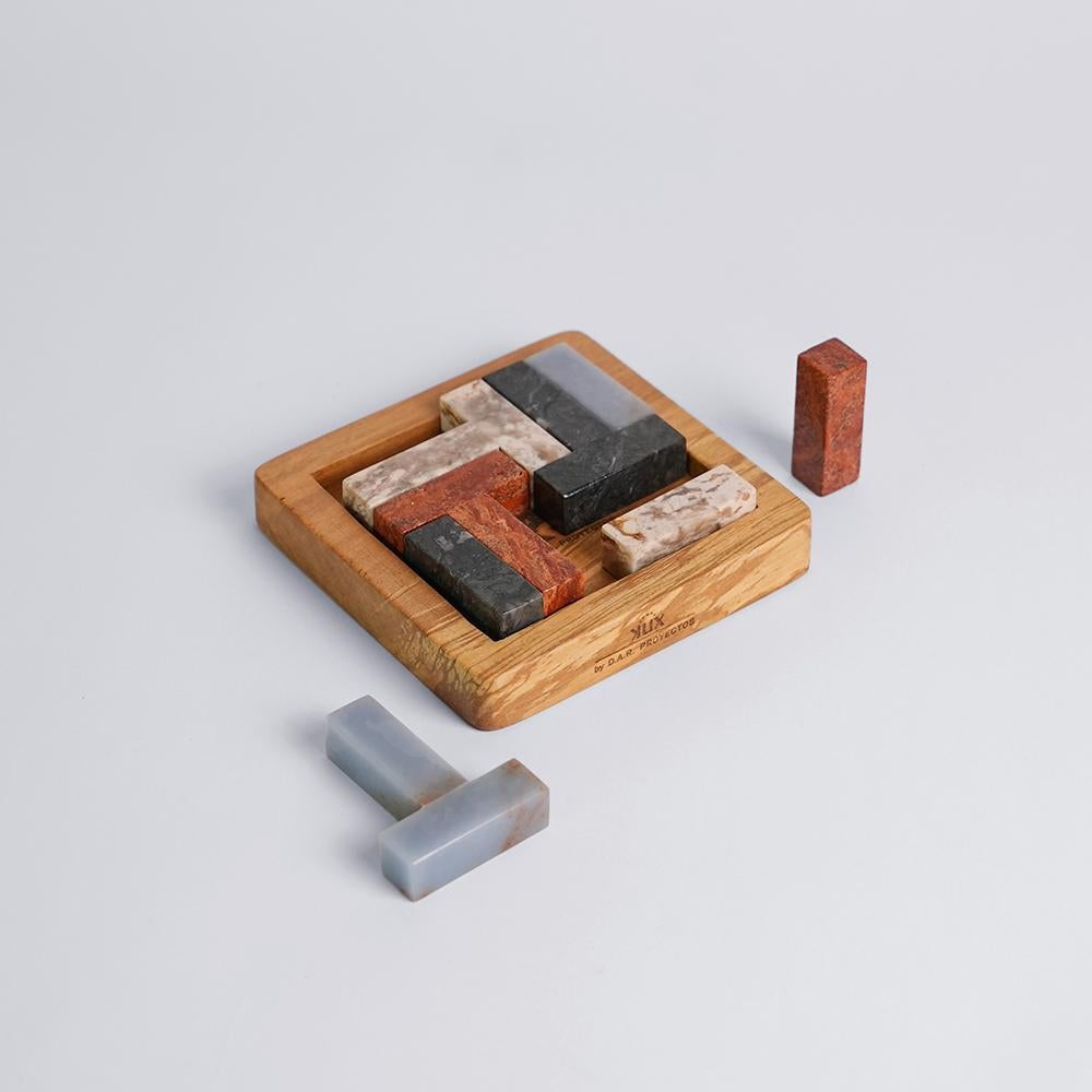 Sculpté Tetris 3D gemstone puzzle - multi stone en vente
