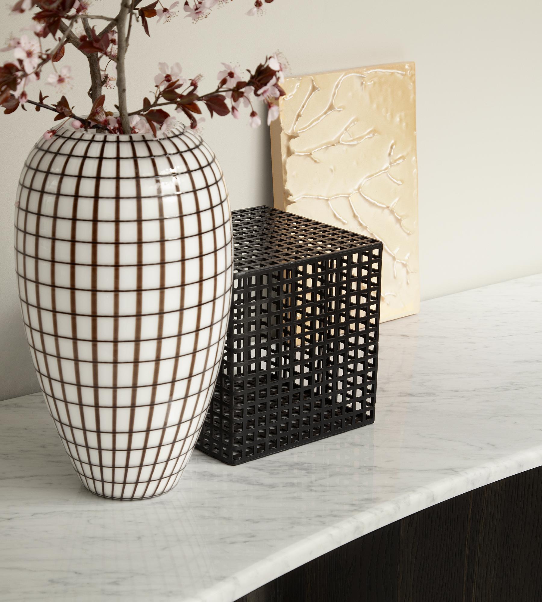 Tetris Laguna Konsole aus Eiche und Marmor von Morica Design im Zustand „Neu“ im Angebot in Geneve, CH