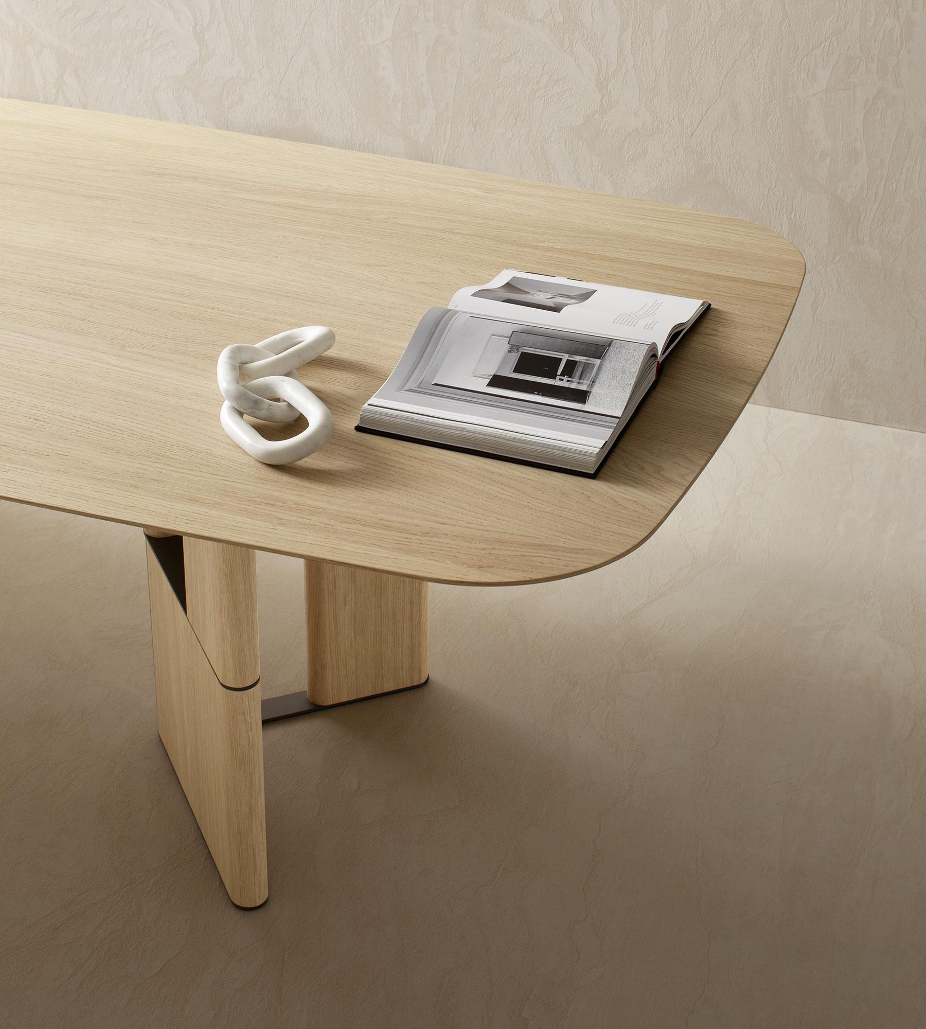 Tetris Oak Dining Table, 10 Seats, by Morica Design In New Condition For Sale In Geneve, CH