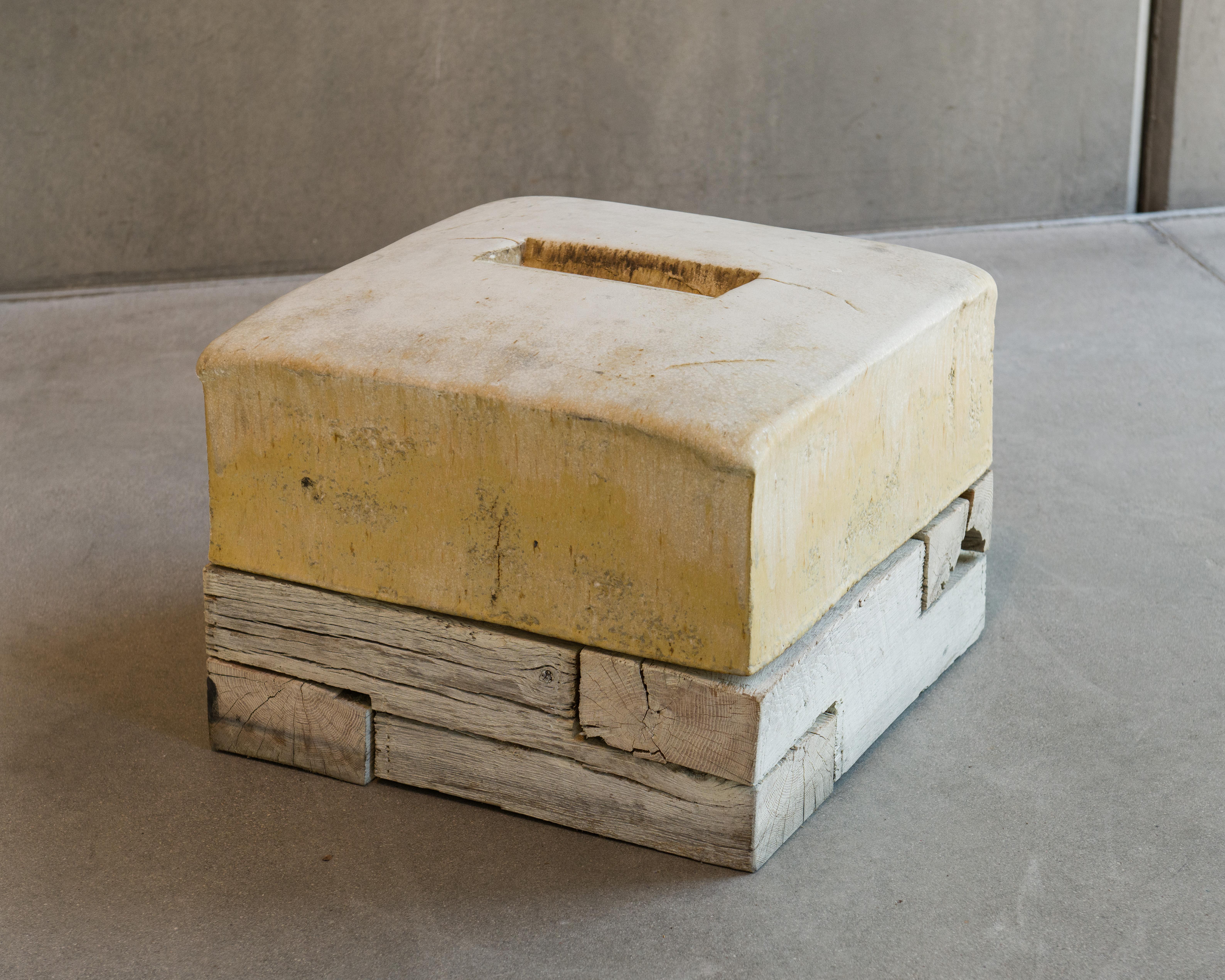 Tetsuya Yamada Abstract Sculpture - Untitled