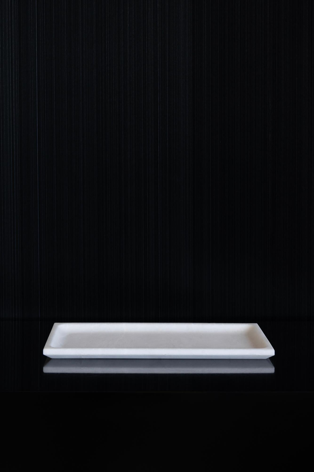 Assiette de service en marbre italien Tevere, moyenne par Rytsola Collections en vente 4