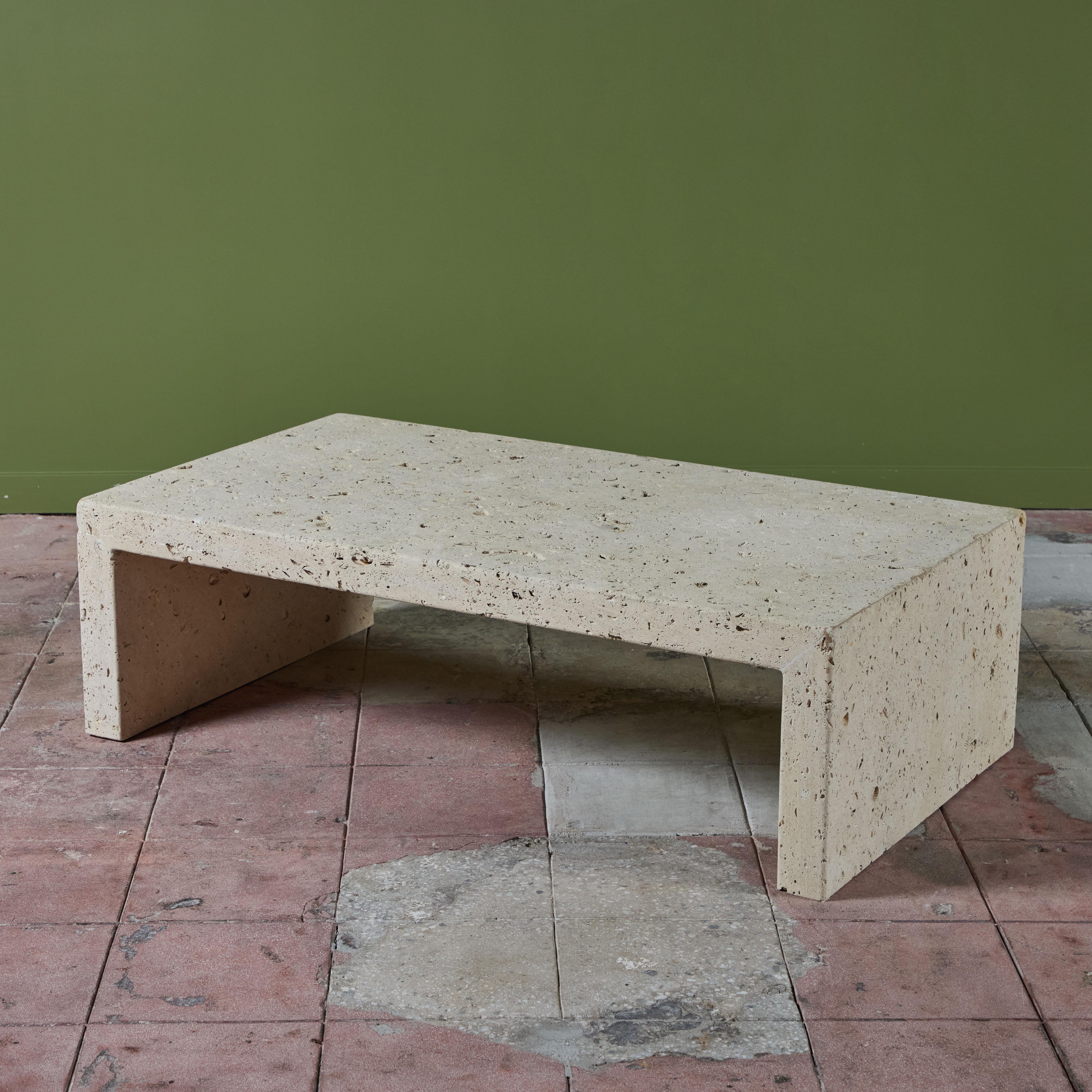 Fin du 20e siècle Table basse en pierre de coquillage Texas Cordova en vente