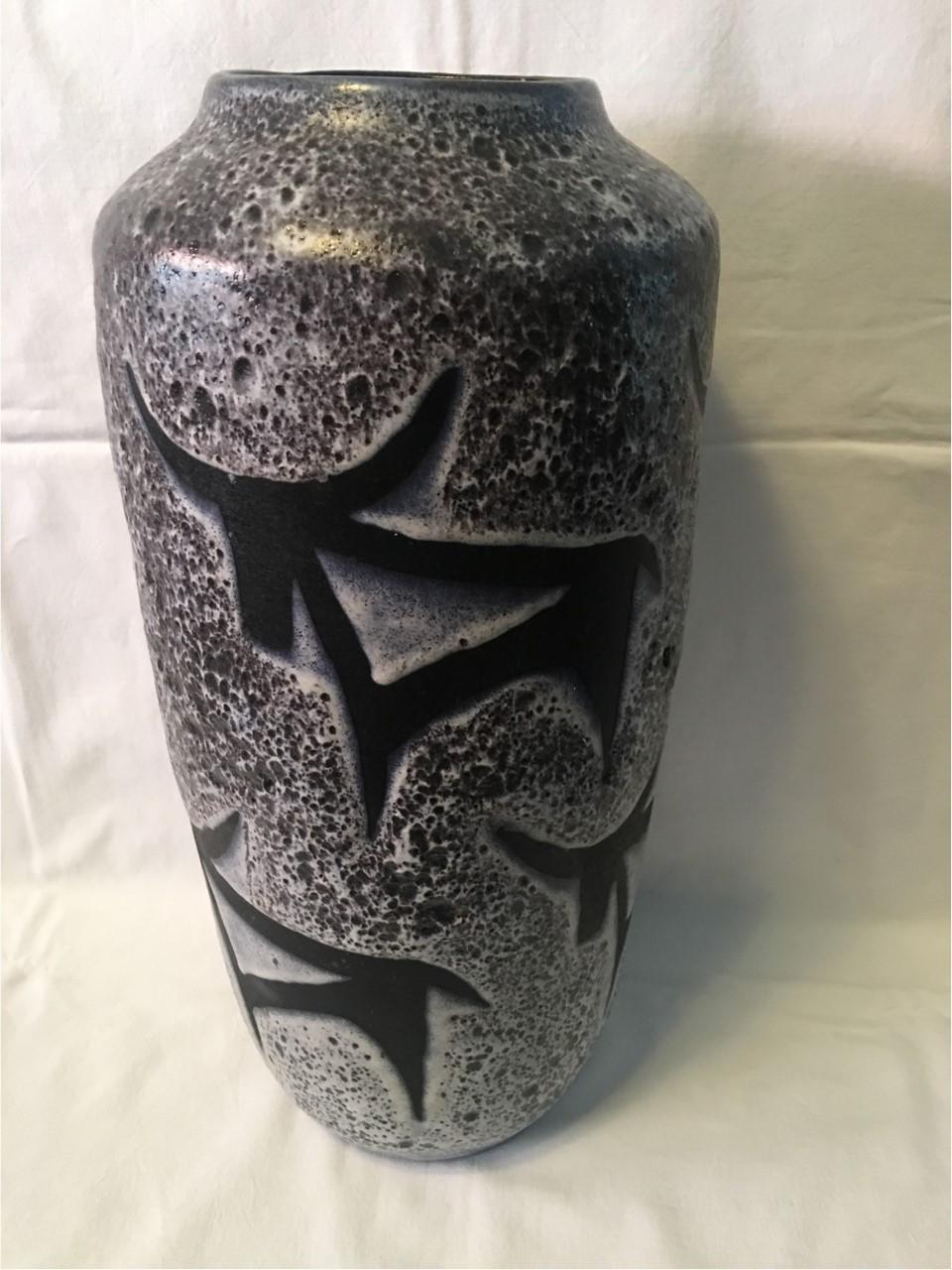 Texas Longhorn Motive on a 1960's German Ceramic Hand painted Floor Vase For Sale 3
