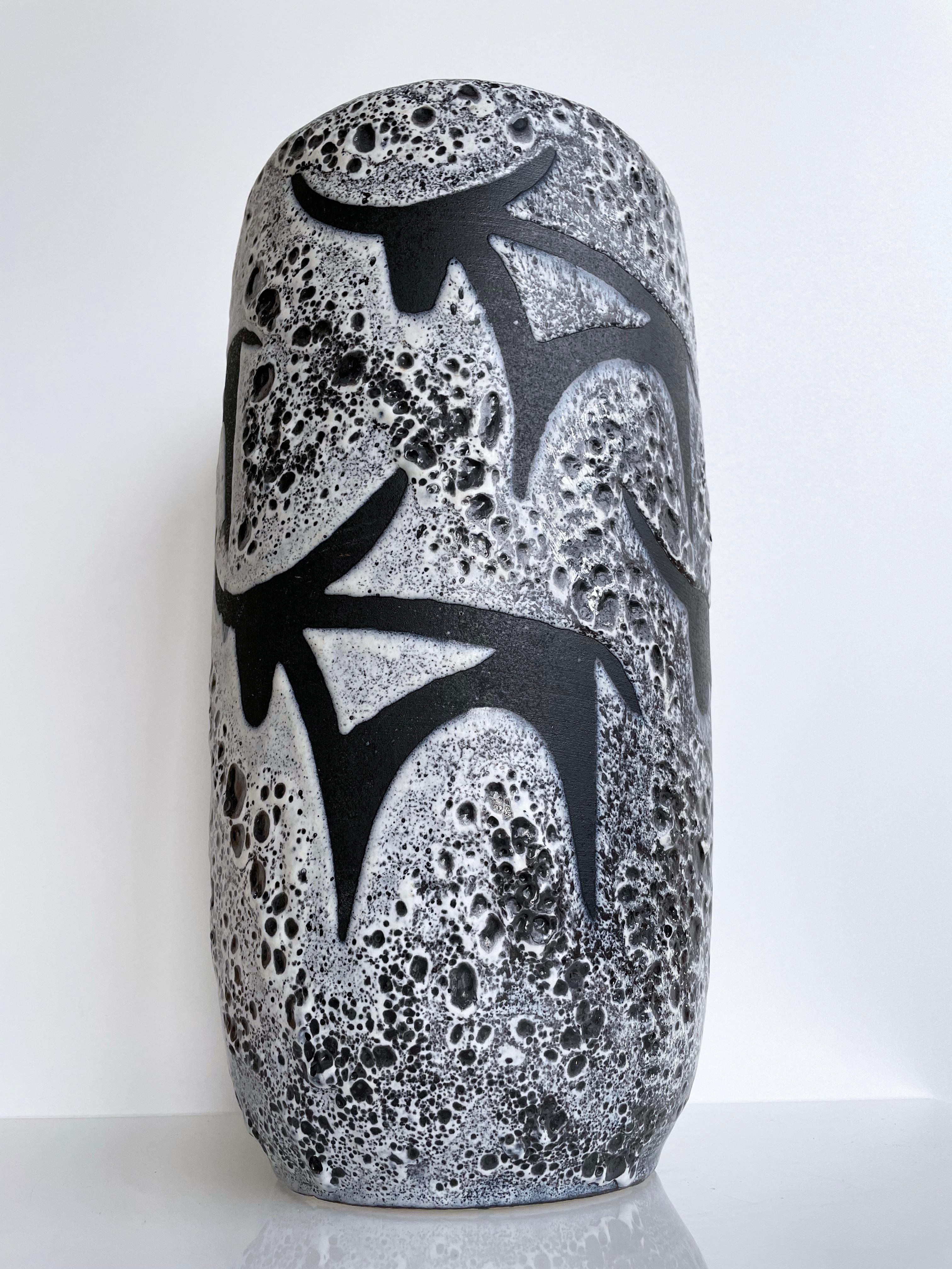 Vase Longhorn de Scheurich Keramik, Allemagne de l'Ouest, vers 1970 Bon état - En vente à Bern, CH