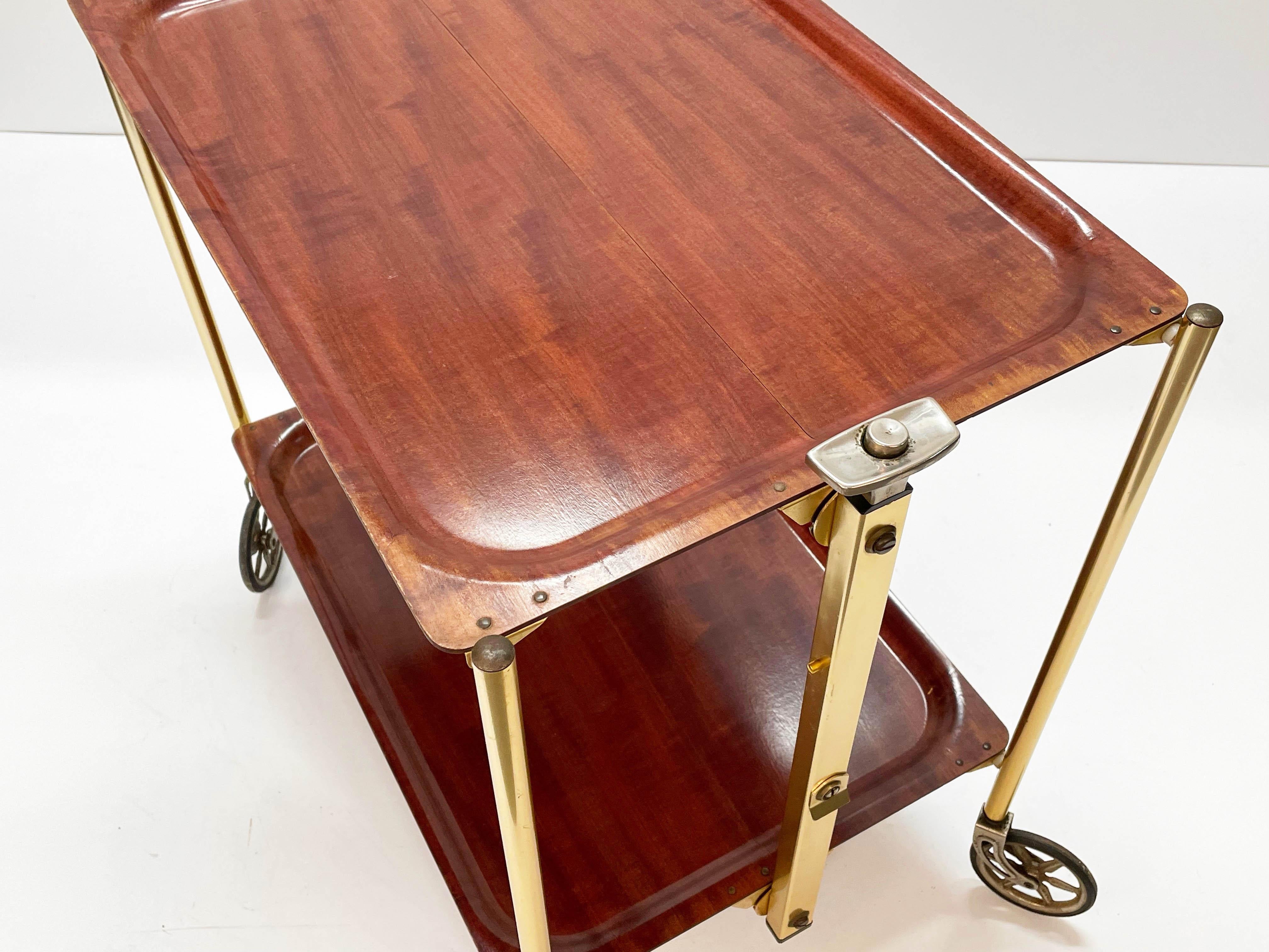 Textable Midcentury Foldable Trolley Wood and Golden Aluminium Bar Cart 1950 For Sale 3