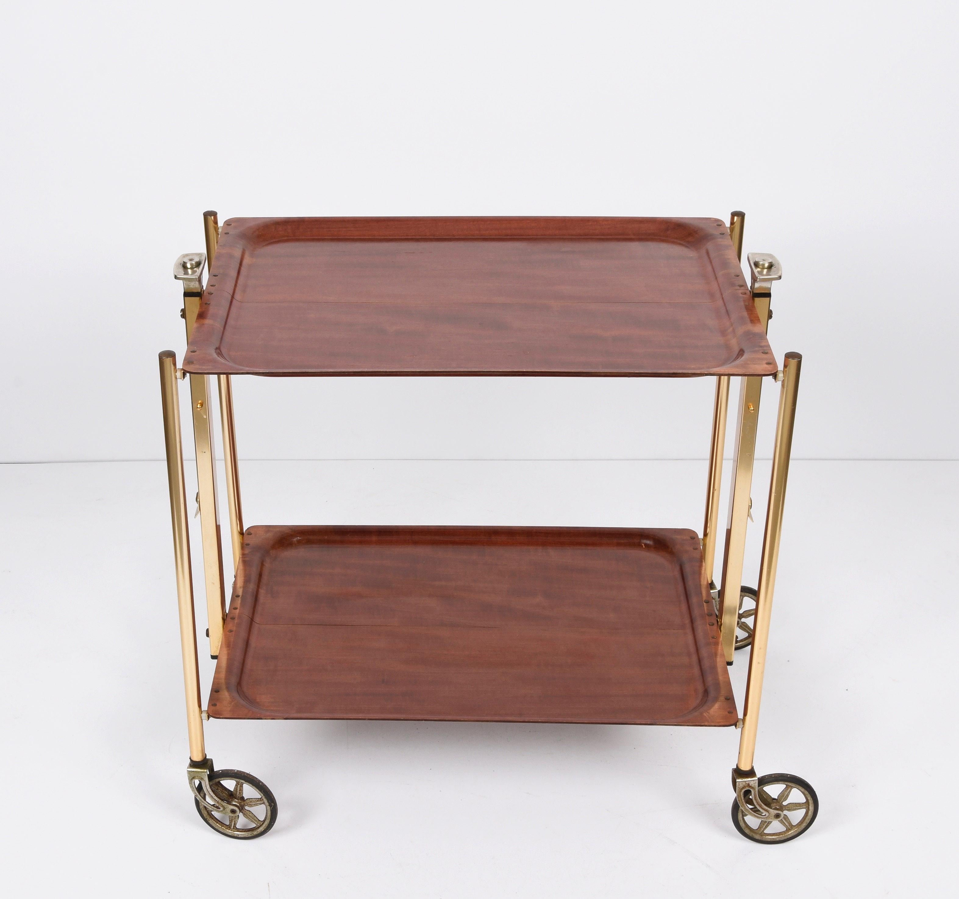 Mid-Century Modern Textable Midcentury Foldable Trolley Wood and Golden Aluminium Bar Cart 1950 For Sale