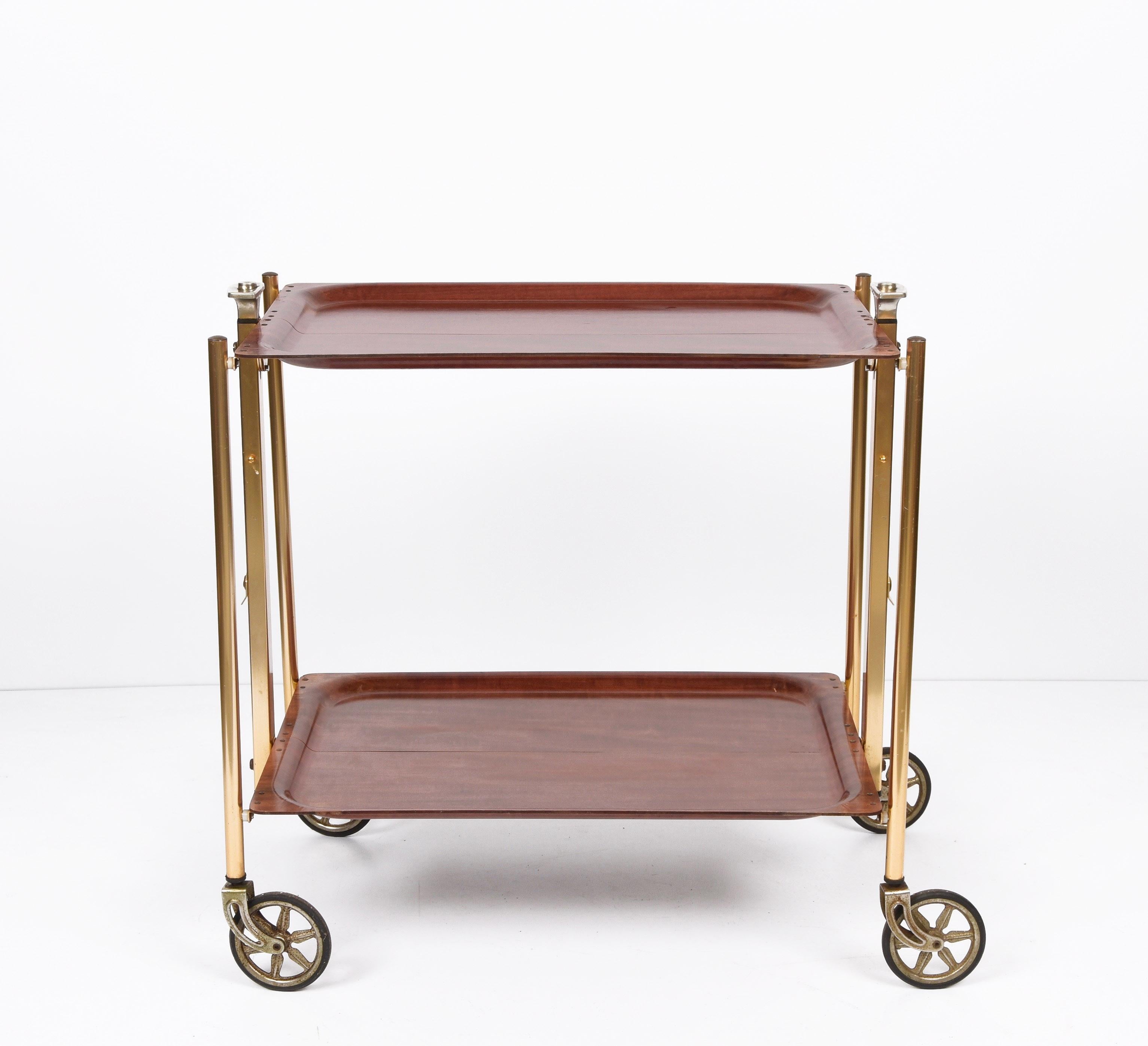 French Textable Midcentury Foldable Trolley Wood and Golden Aluminium Bar Cart 1950 For Sale
