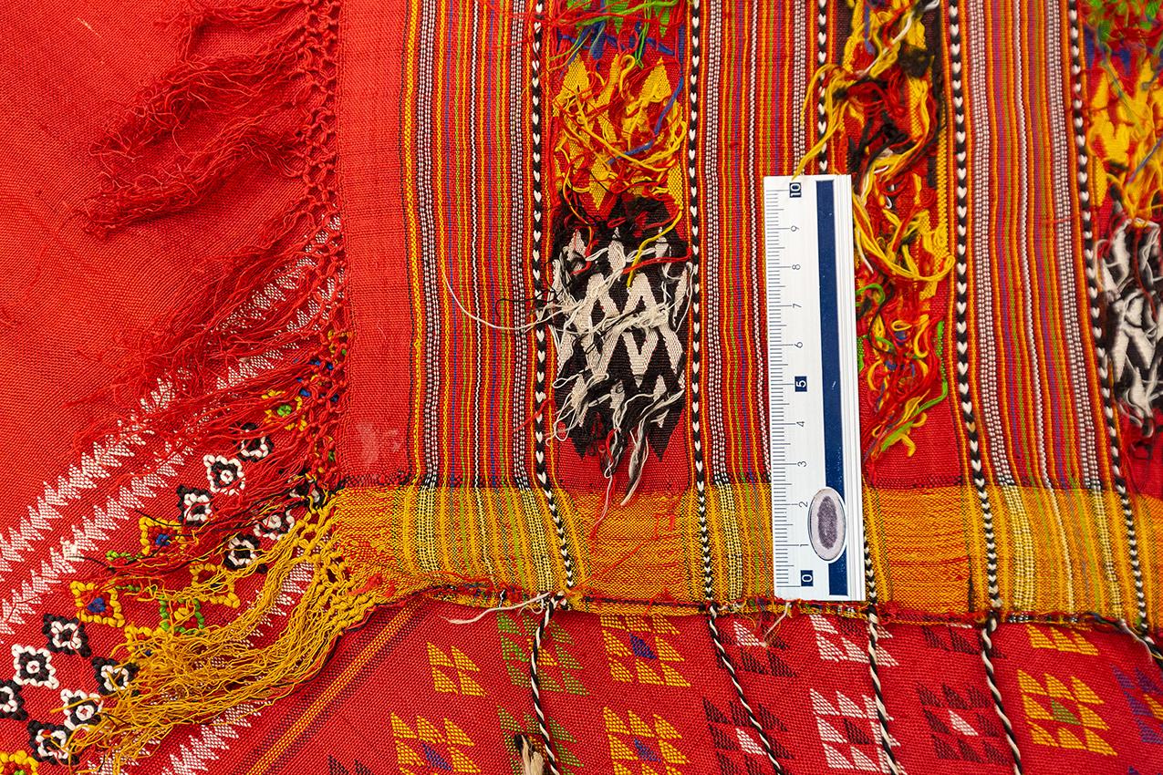 Uzbekistan Textile Red Color For Sale 3