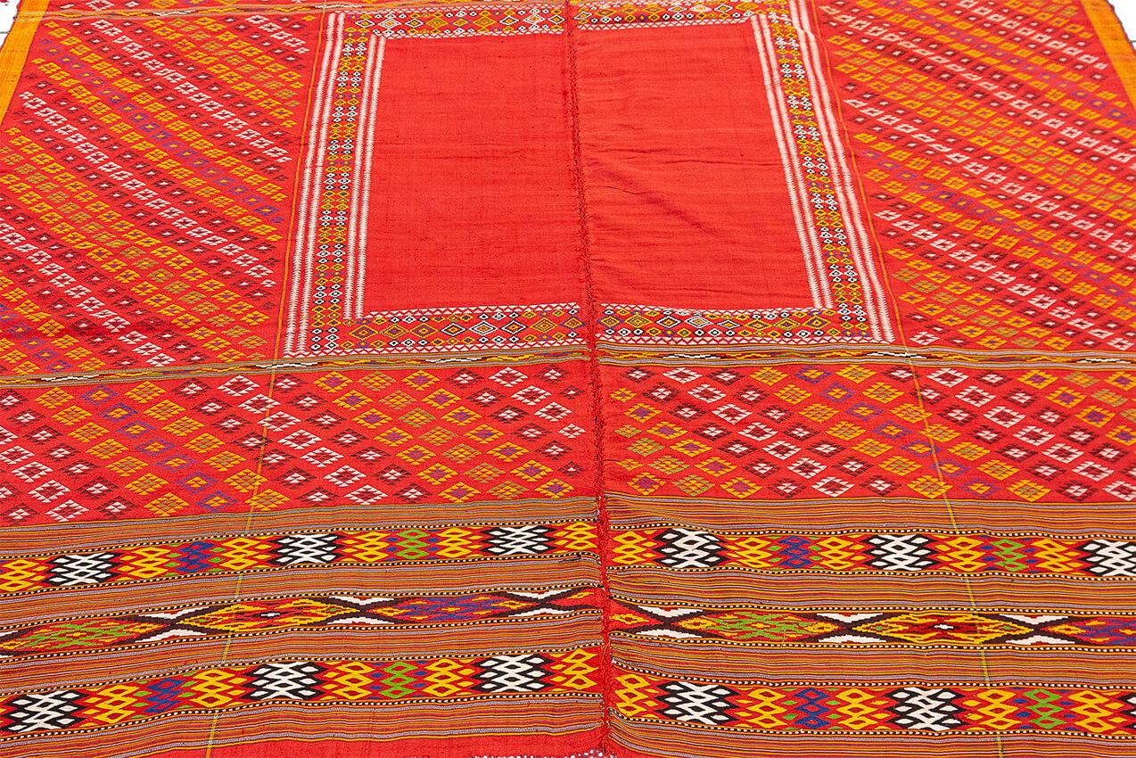 Uzbekistan Textile Red Color For Sale 2