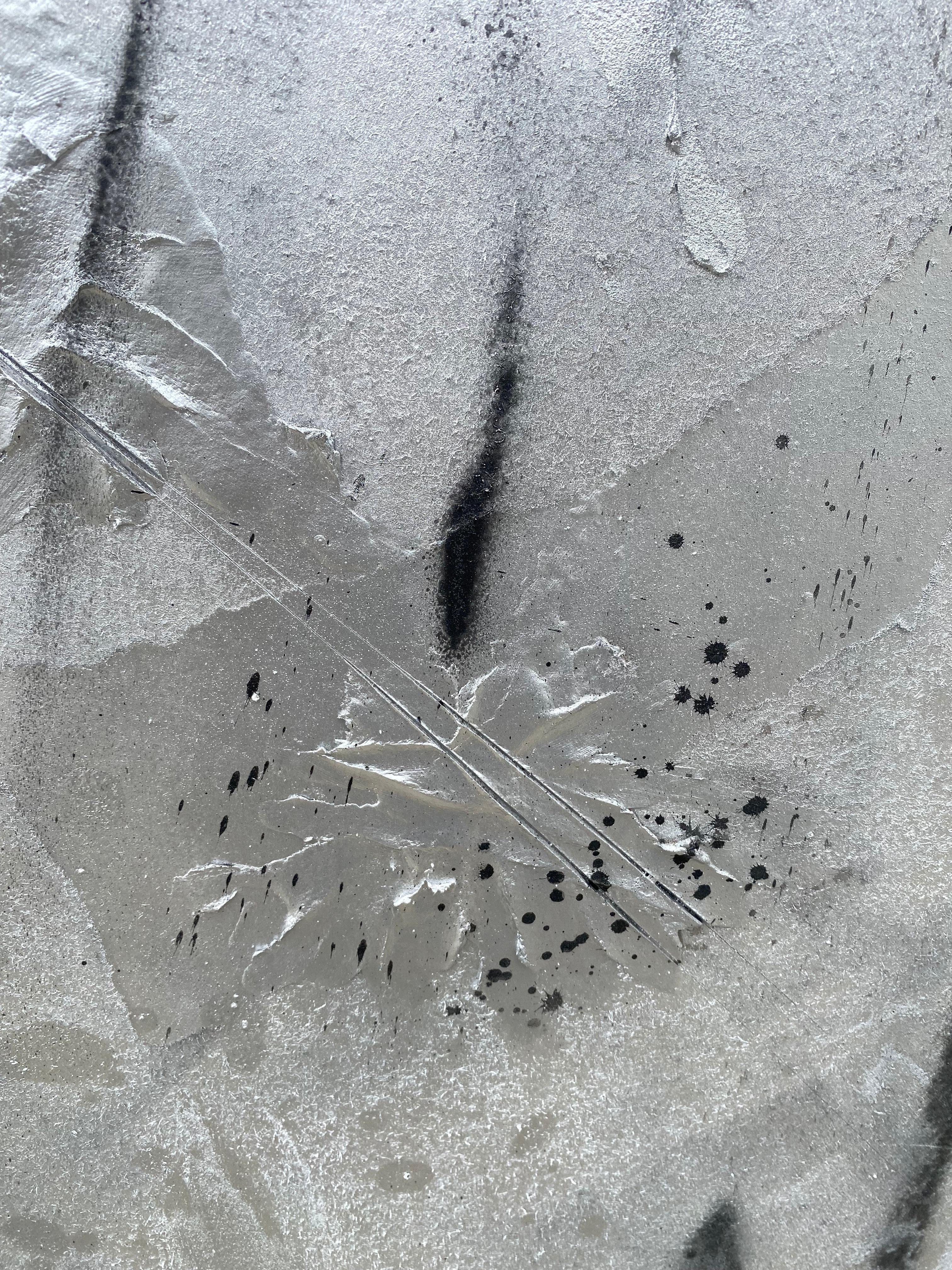 Pittura astratta texturale in argento del 21° secolo di Mattia Biagi in vendita 1