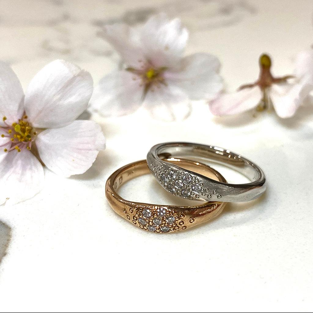 For Sale:  Textured 14 Karat Rose Gold Diamond Cluster Ring by K.MITA, S 2