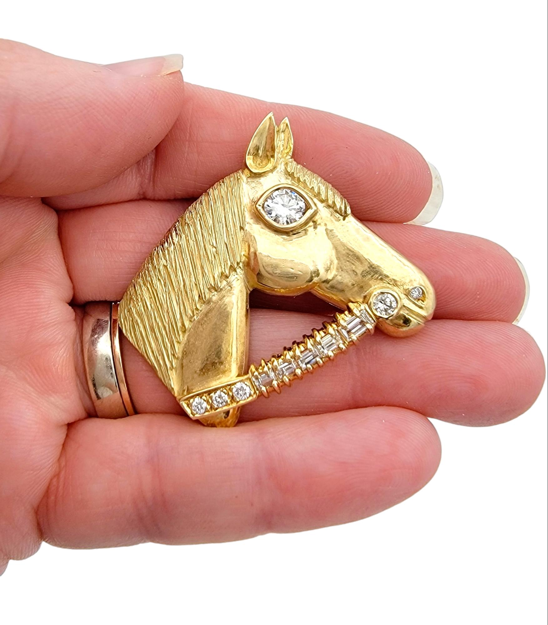 Contemporary Textured 14 Karat Yellow Gold Horse Head Profile Brooch / Pendant with Diamonds For Sale