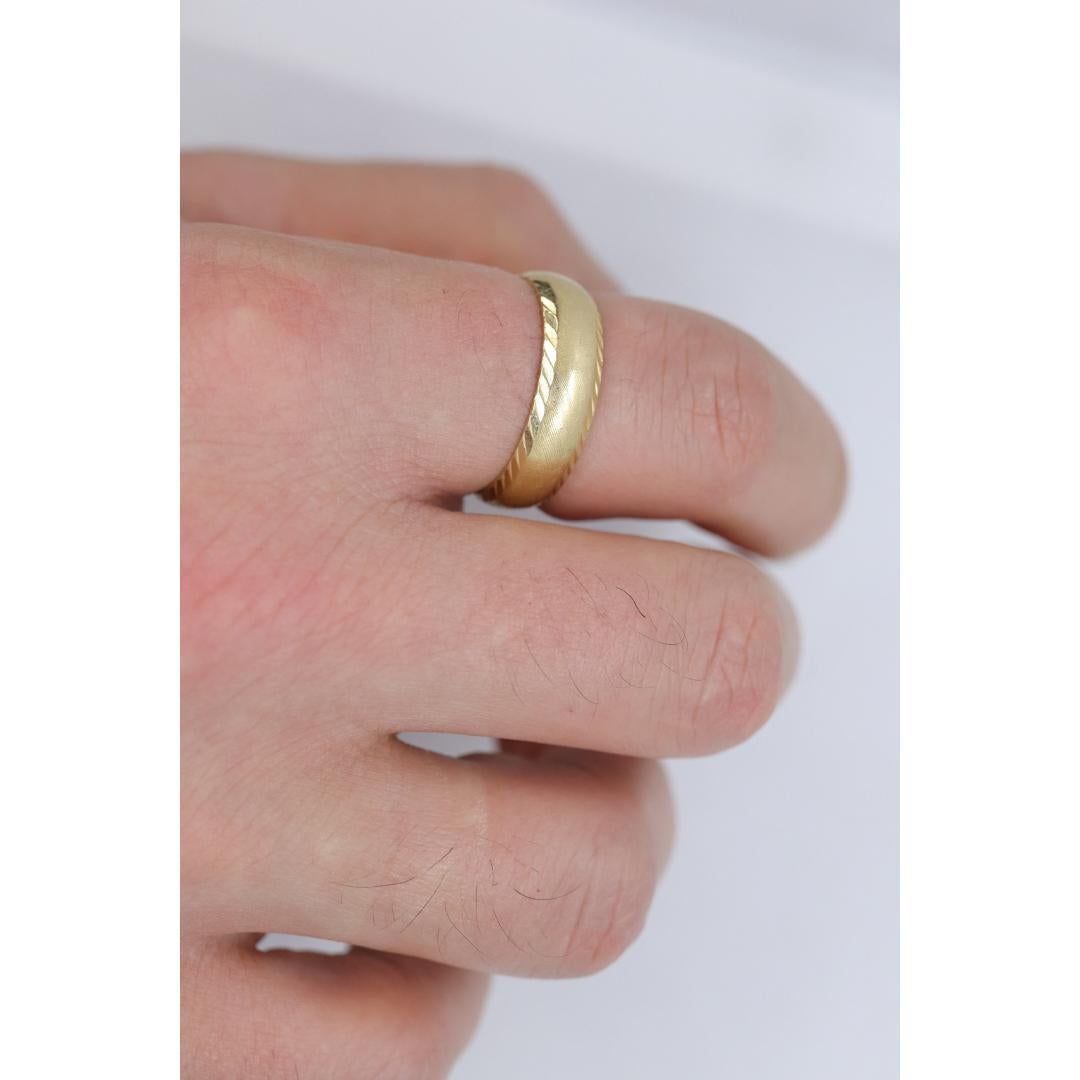 Textured 14k Gold Wedding Band. Matte 14k Yellow Gold for Men or Women Sz 10.5 For Sale 5