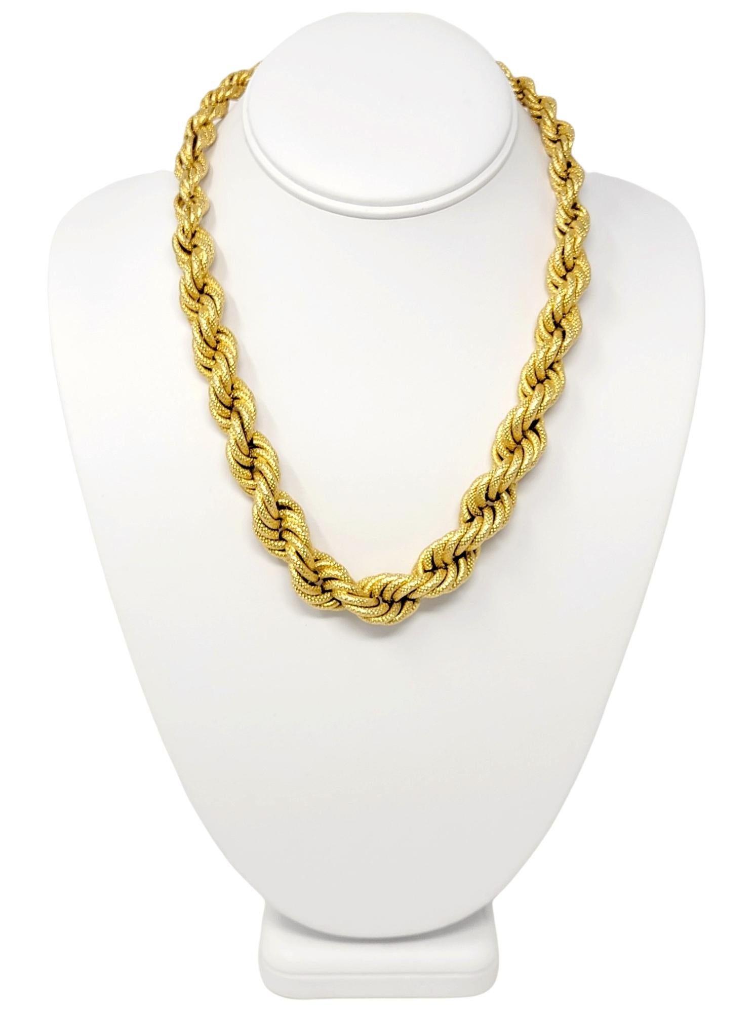 Textured 18 Karat Yellow Gold Heavy Graduated Rope Link Necklace 4