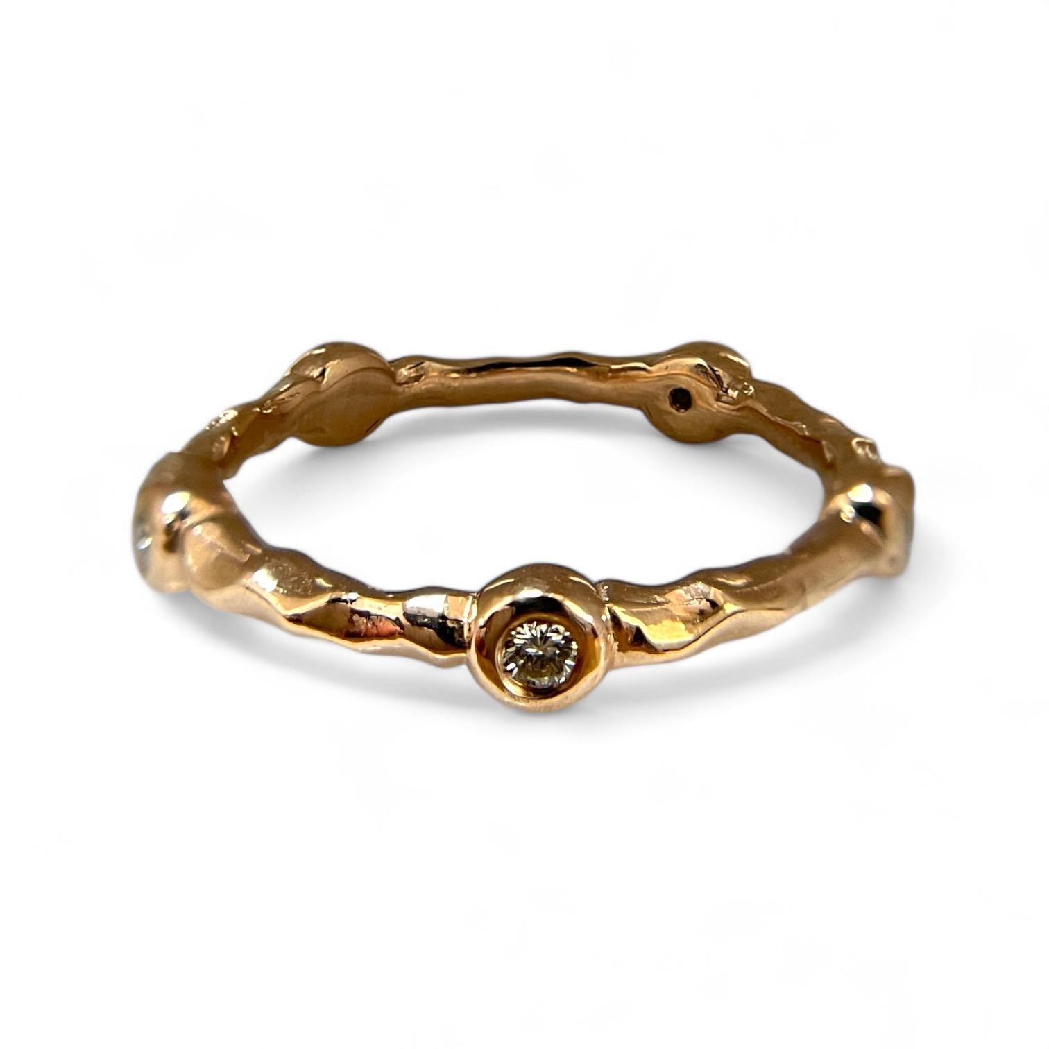 Modern Textured 18K Gold Ring with 0.15 TCW dazzling diamonds For Sale