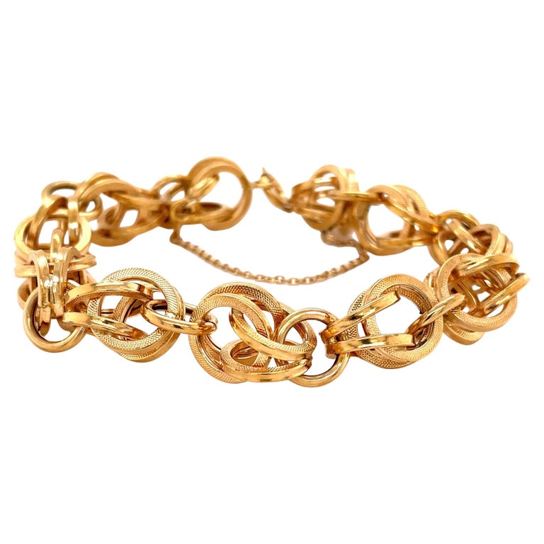 Textured 18K Yellow Gold Double Loop Chain Link Bracelet For Sale at