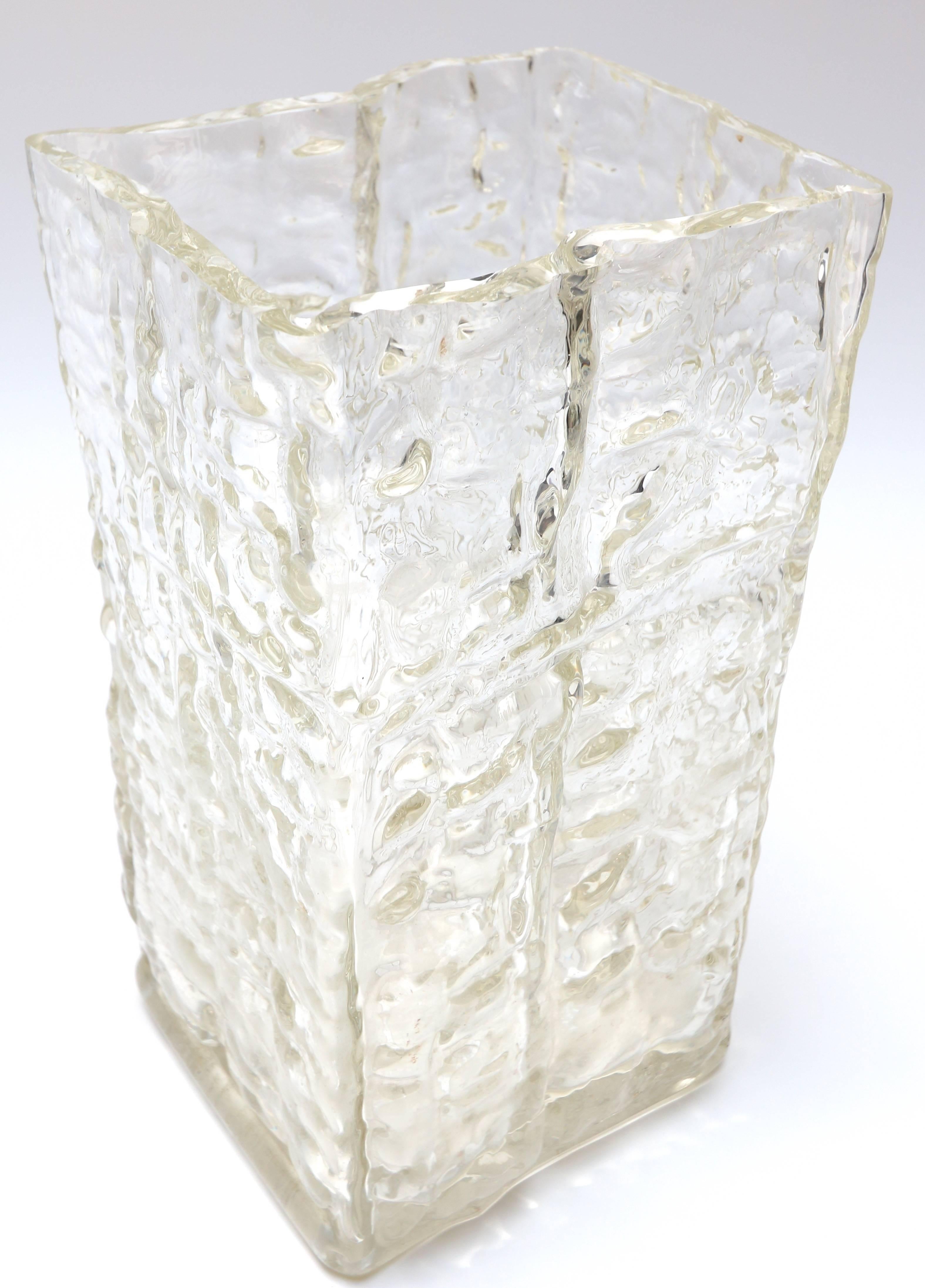 Wavy Textured Clear Glass Vase by Girandi, 1960s For Sale 1
