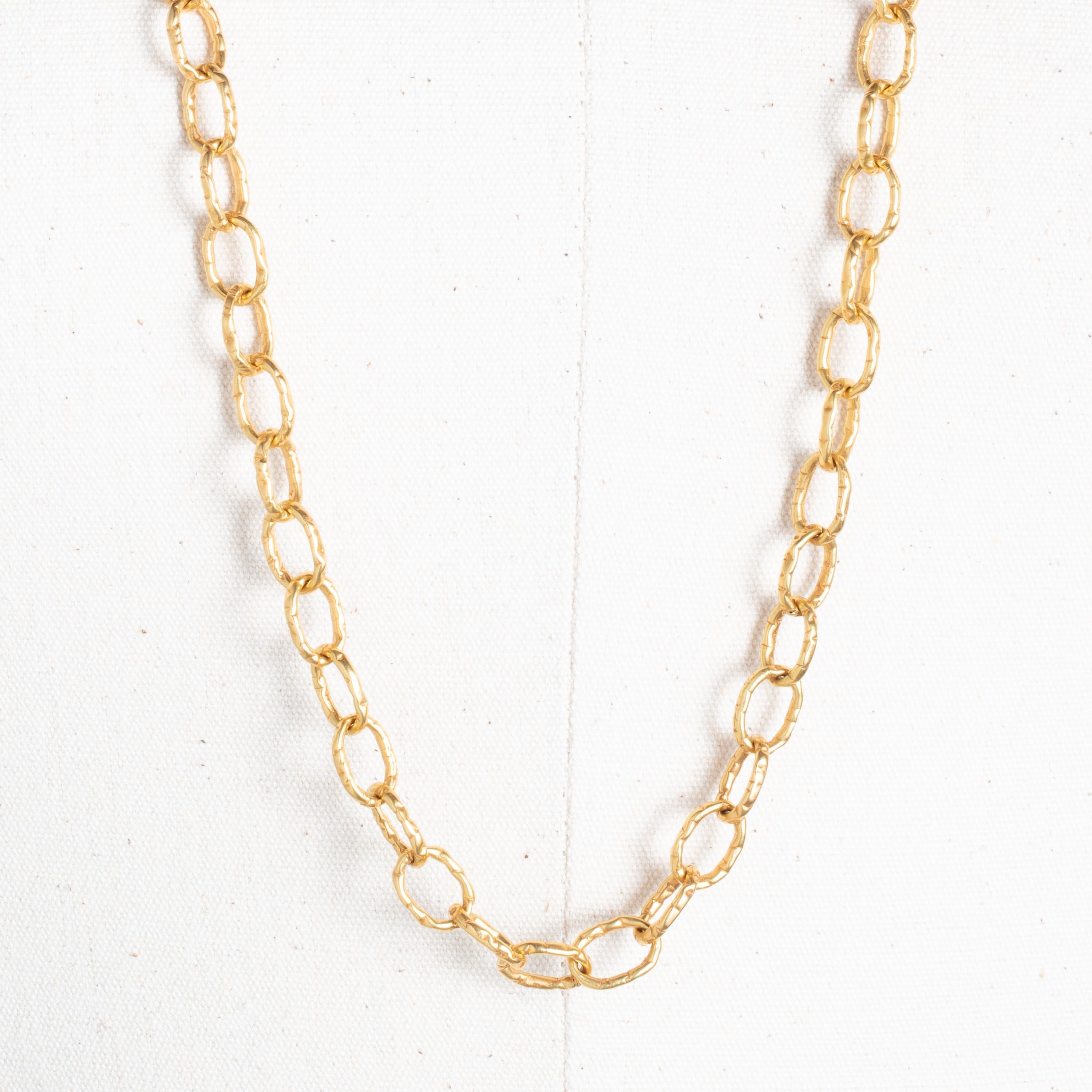 22 Karat Gold Long Chain Necklace In Excellent Condition In Nantucket, MA