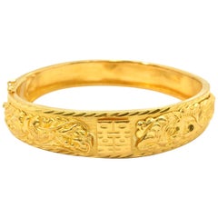 Textured 24k Yellow Gold Oriental Dragon Motif Hinged Bangle Bracelet 27.42 Gram