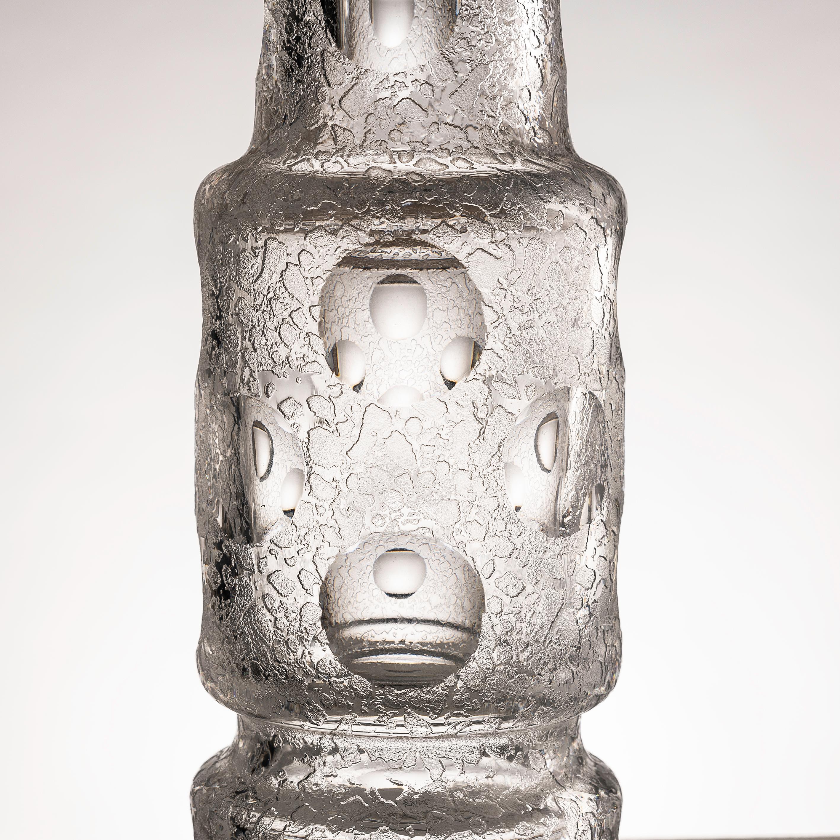 Gefäß aus strukturiertem Korrosions- und geschliffenem Hyalglas, Mitte des 20. Jahrhunderts im Zustand „Gut“ im Angebot in BARCELONA, ES