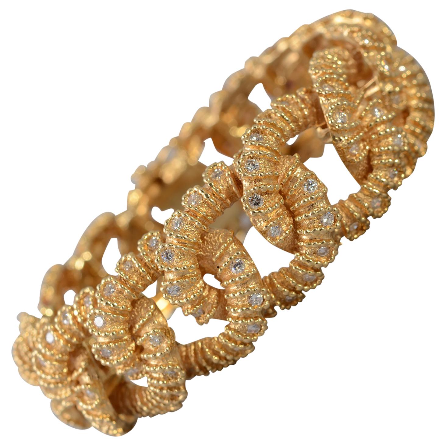 Textured Curbchain Link Bracelet with Diamonds For Sale