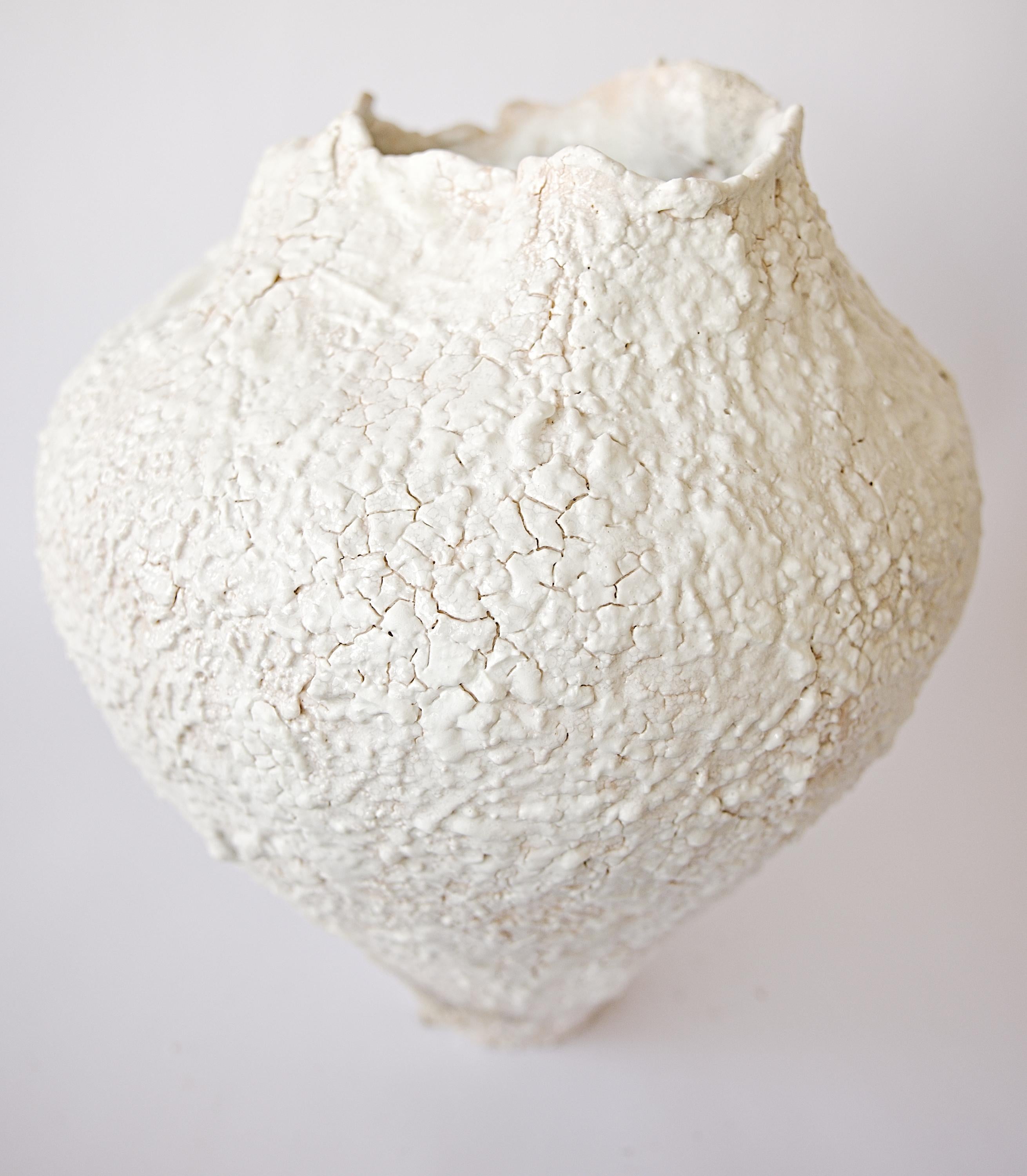 Vaso a forma libera Hand Made della serie Textured Drift in vendita 3