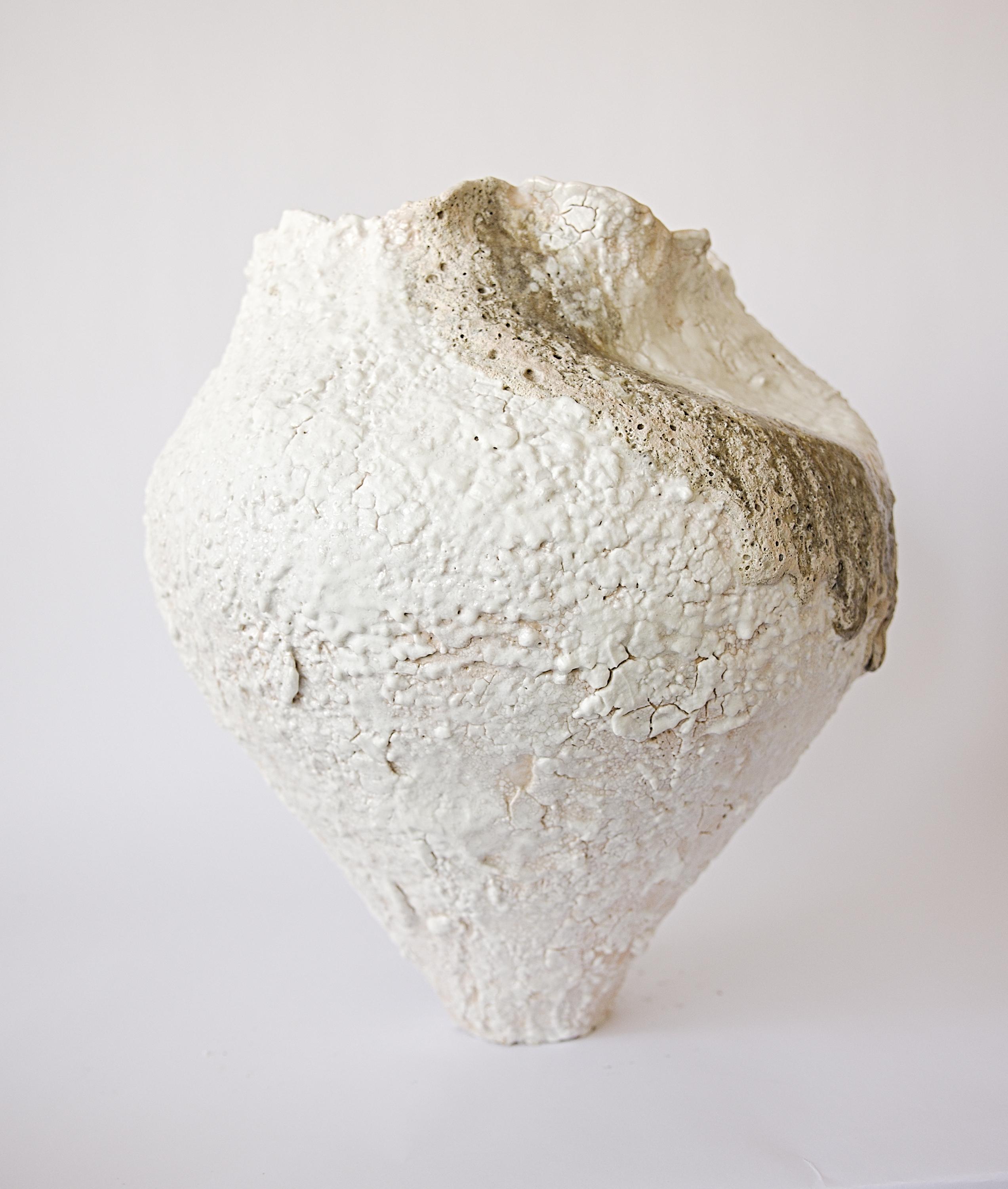Vaso a forma libera Hand Made della serie Textured Drift in vendita 5