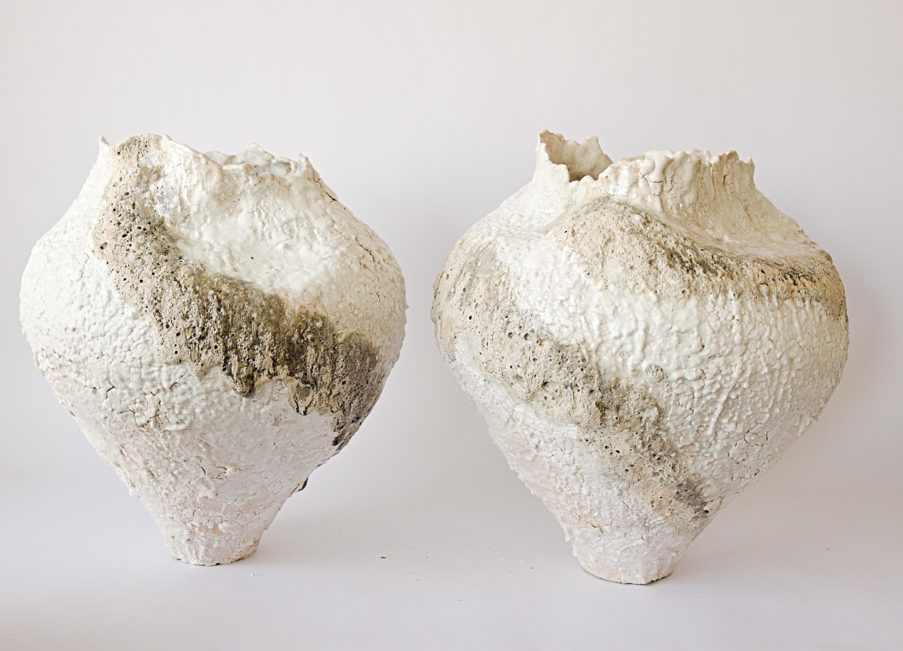 XXI secolo e contemporaneo Vaso a forma libera Hand Made della serie Textured Drift in vendita
