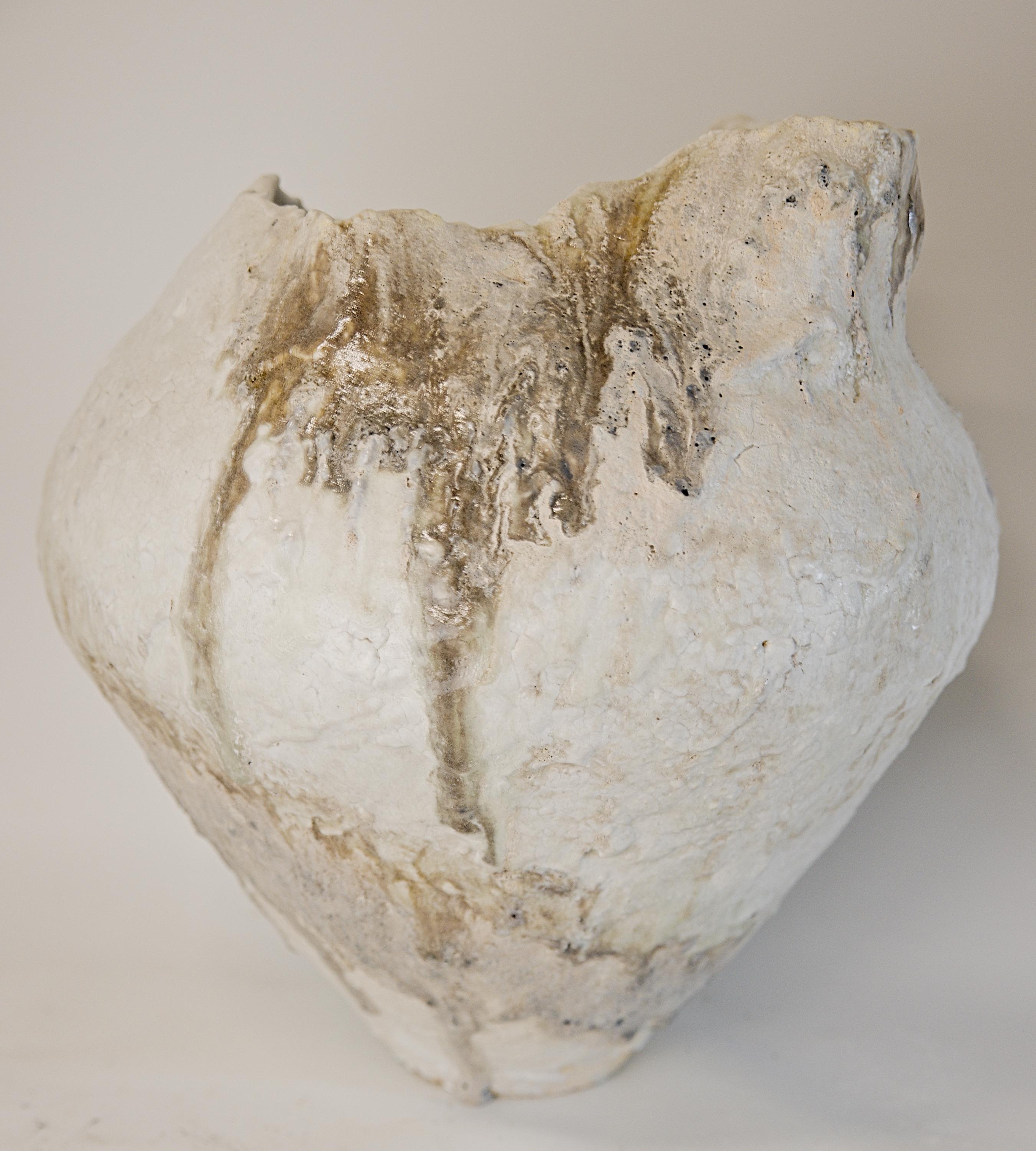 Florero II de forma libre hecho a mano de la serie Textured Drift Siglo XXI y contemporáneo en venta